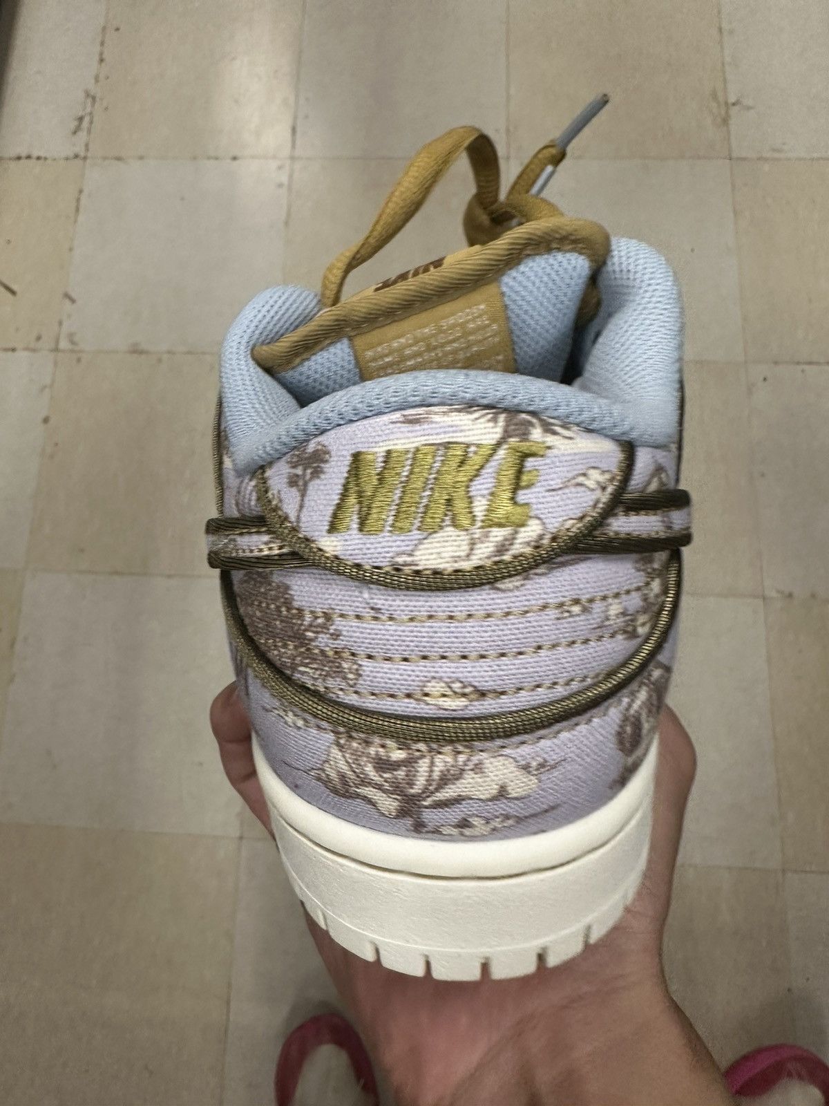 Nike Nike SB Dunk Low Premium City of Style Size US 6.5 / EU 39-40 - 3 Thumbnail