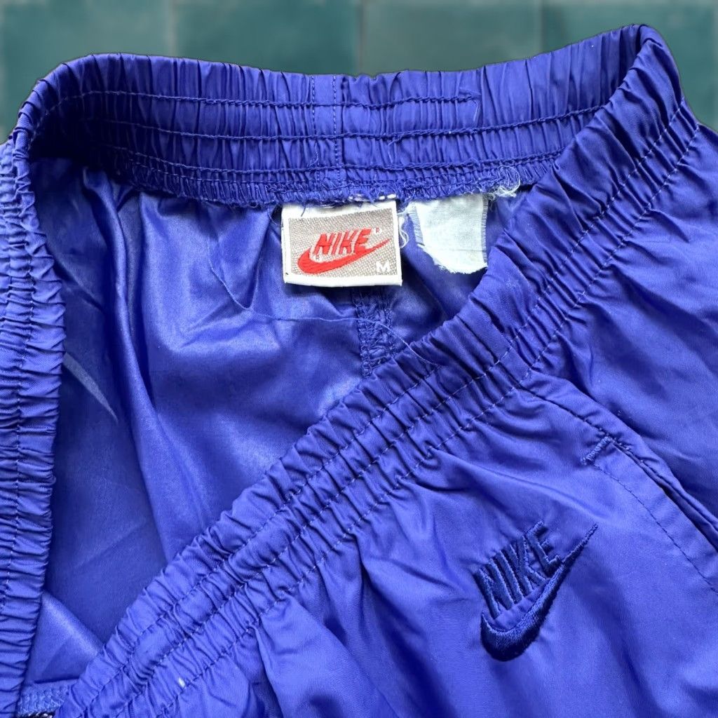 VINTAGE Nike 90s Track Pants Windpants Men Purple M Unlined Ankle Zip
