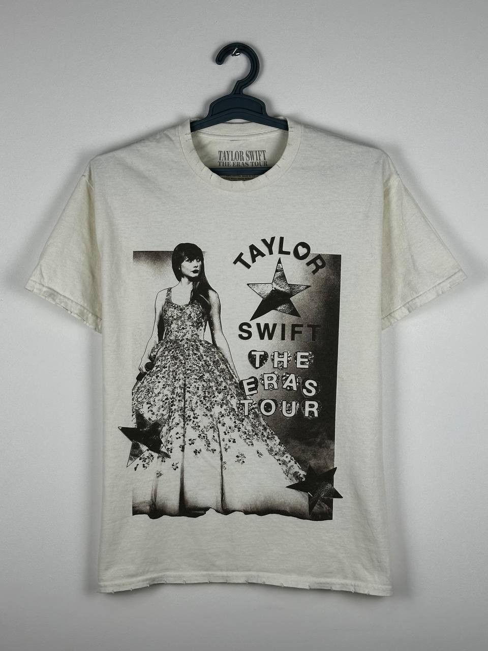 Band Tees × Rap Tees × Vintage 🔥RARE🔥 Taylor Swift tshirt boot the eras tour tee Size US S / EU 44-46 / 1 - 1 Thumbnail