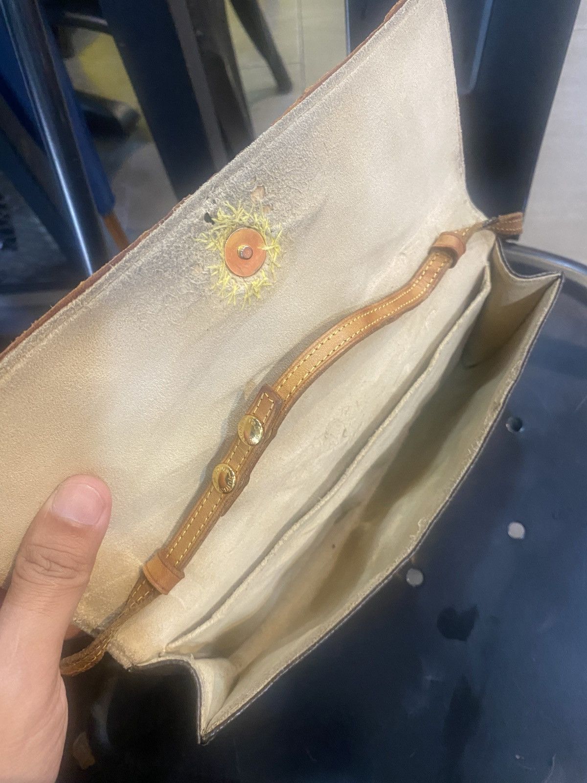 Louis Vuitton Authentic Monogram Vintage Louis Vuitton Pochette Twin GM Size ONE SIZE - 13 Thumbnail