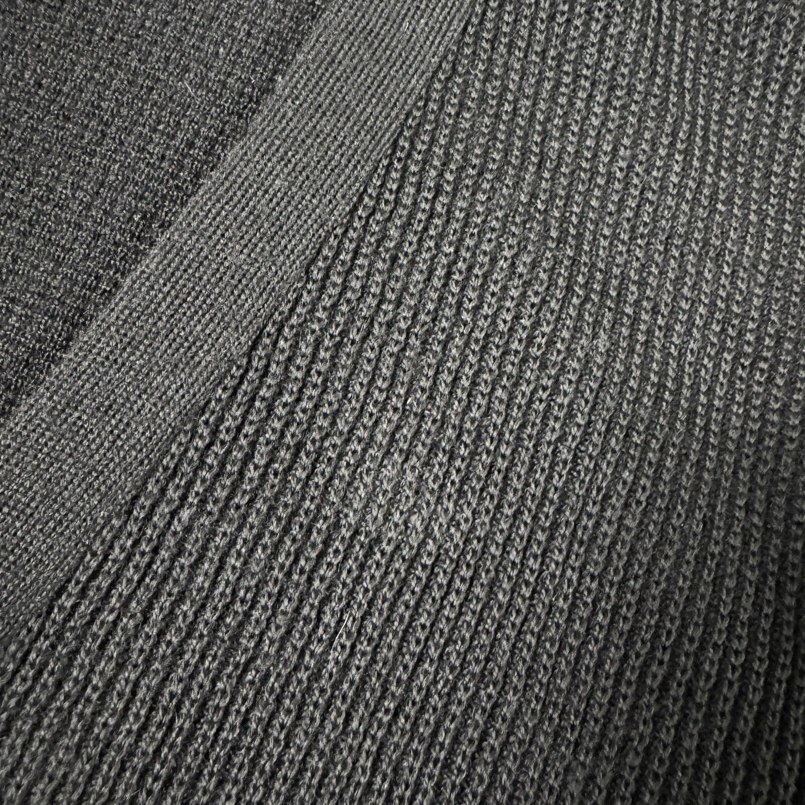 Lacoste Vintage Lacoste Chemise Wool Cardigan Size 4 Black Size US M / EU 48-50 / 2 - 13 Thumbnail