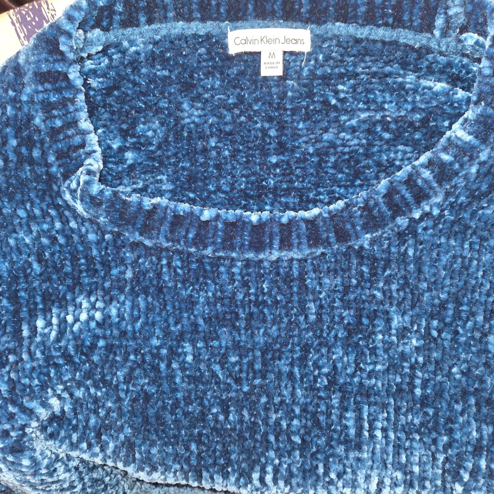 Calvin Klein Chic Calvin Klein Navy Blue Fuzzy Knit Sweater - Women's M Size M / US 6-8 / IT 42-44 - 6 Thumbnail
