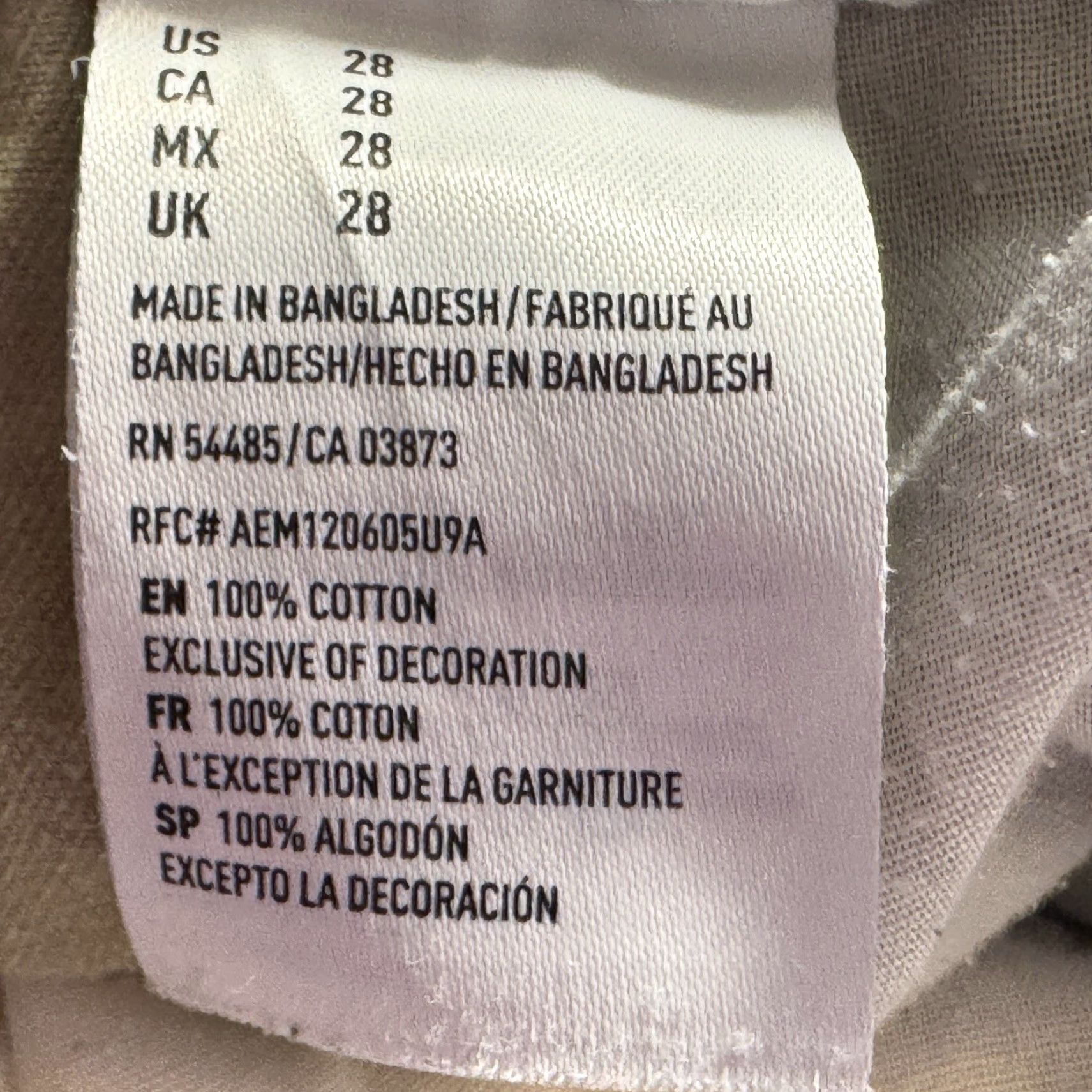 American Eagle Outfitters American Eagle Cargo Shorts Mens 28 Light Khaki Tan 100% Cotton 10 Inseam Size US 28 / EU 44 - 7 Thumbnail