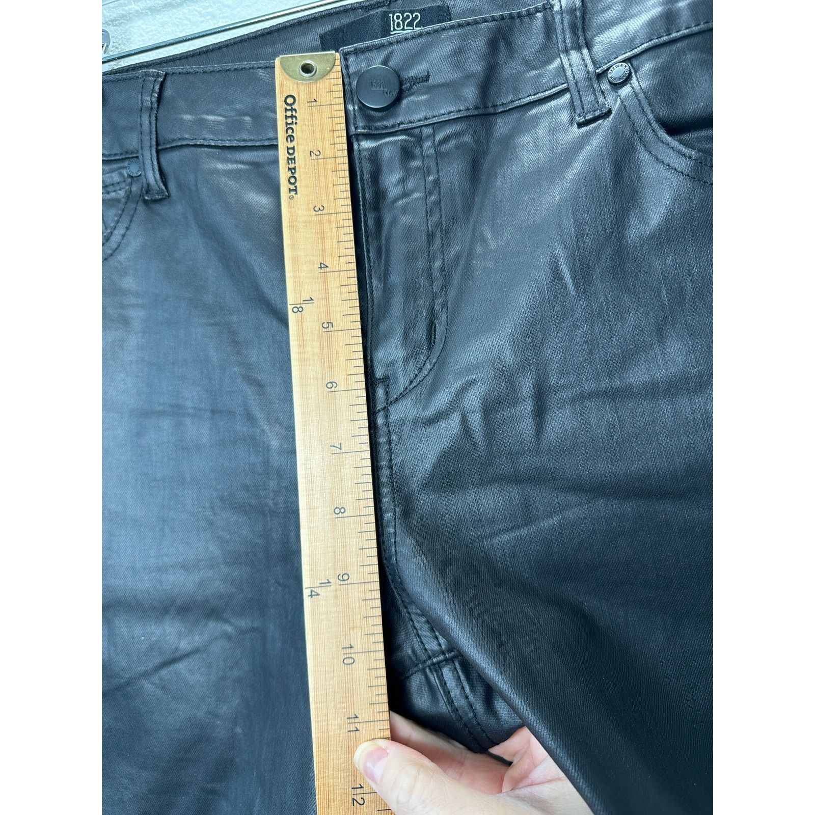 Other 1822 Denim Black Shimmer Leatherette Skinny Pant 30 P / 10 P Size 32" / US 10 / IT 46 - 13 Thumbnail