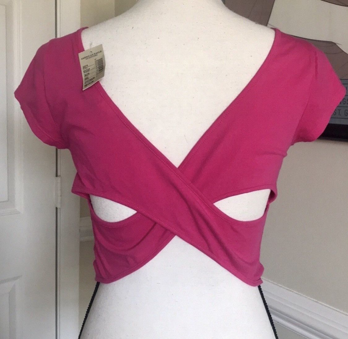 American Eagle Outfitters PINK AMERICAN EAGLE CUTOUT OPEN BACK CROP TOP Size M / US 6-8 / IT 42-44 - 4 Thumbnail