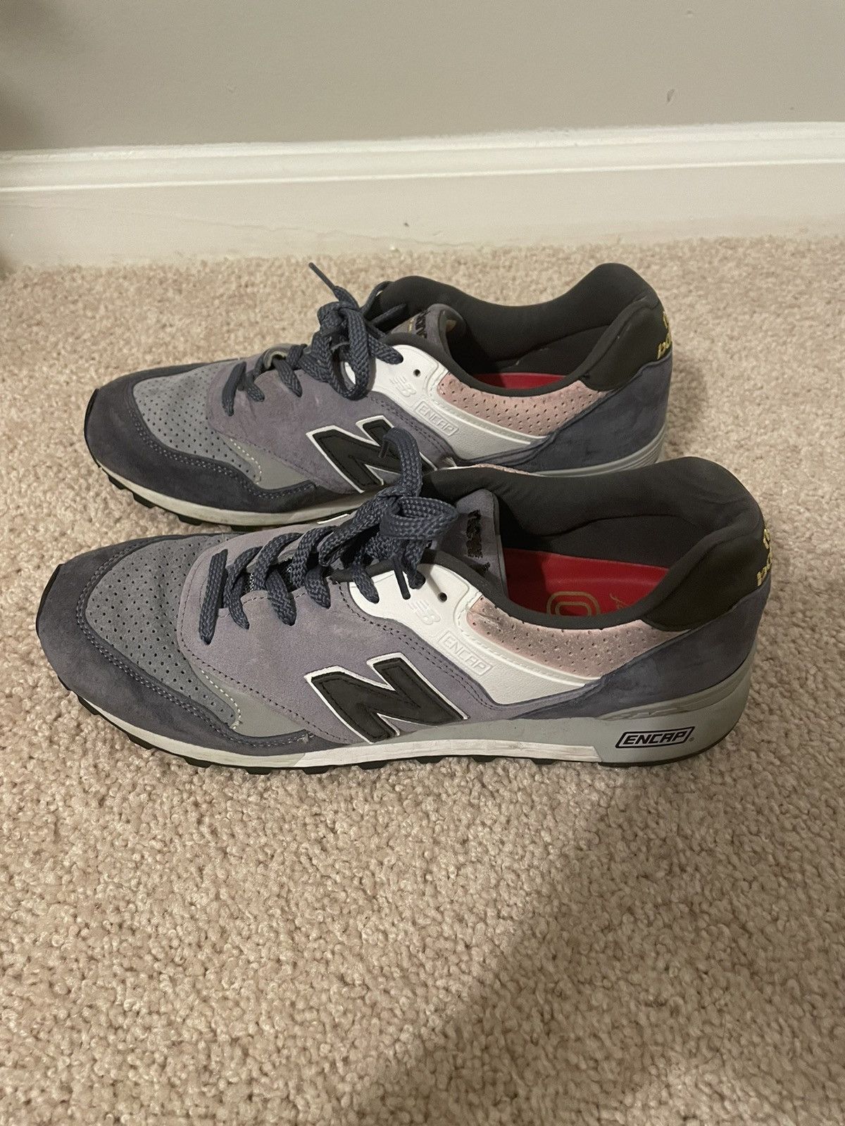 New Balance New Balance 577 Year of the Rat Size US 10.5 / EU 43-44 - 6 Thumbnail