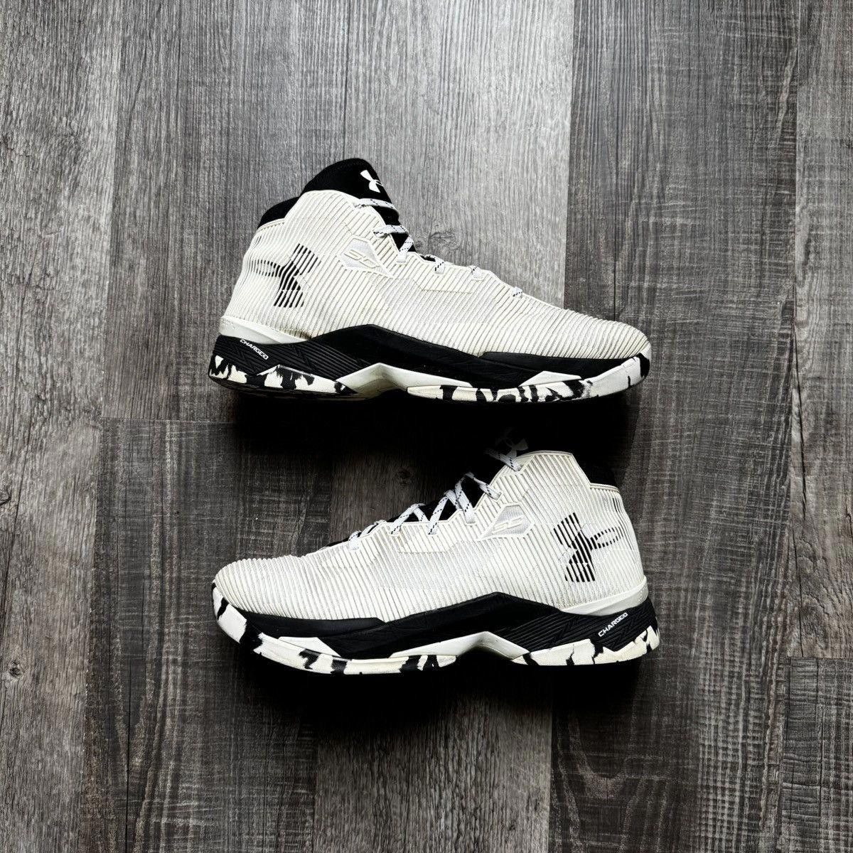 UNDER ARMOUR • Curry 2.5 2016 White/Black (13M)