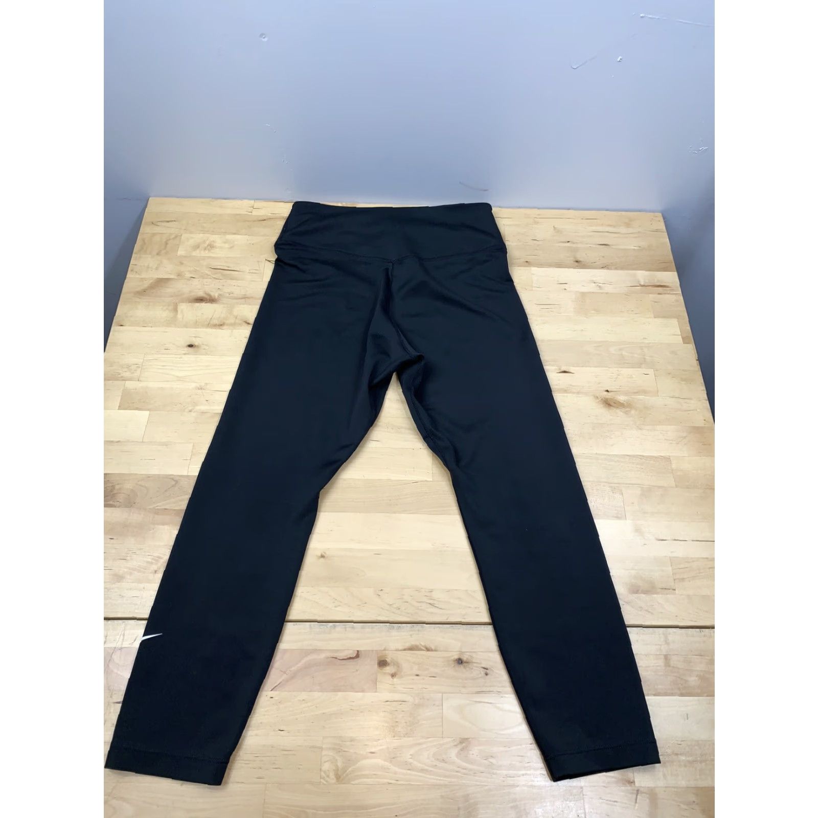 Nike Nike Dri-Fit Leggings Cropped Womens M Black Activewear Gym Training Running Yoga Size 32" / US 10 / IT 46 - 2 Thumbnail