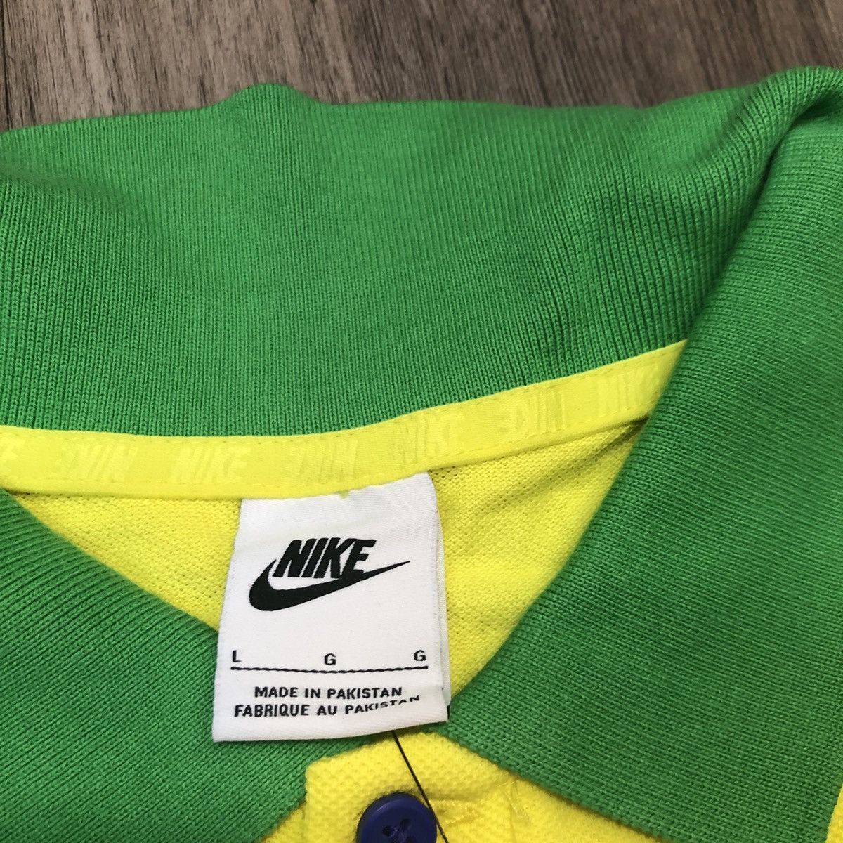 Nike Brazil national team travel polo (bnwt) Size US L / EU 52-54 / 3 - 8 Thumbnail