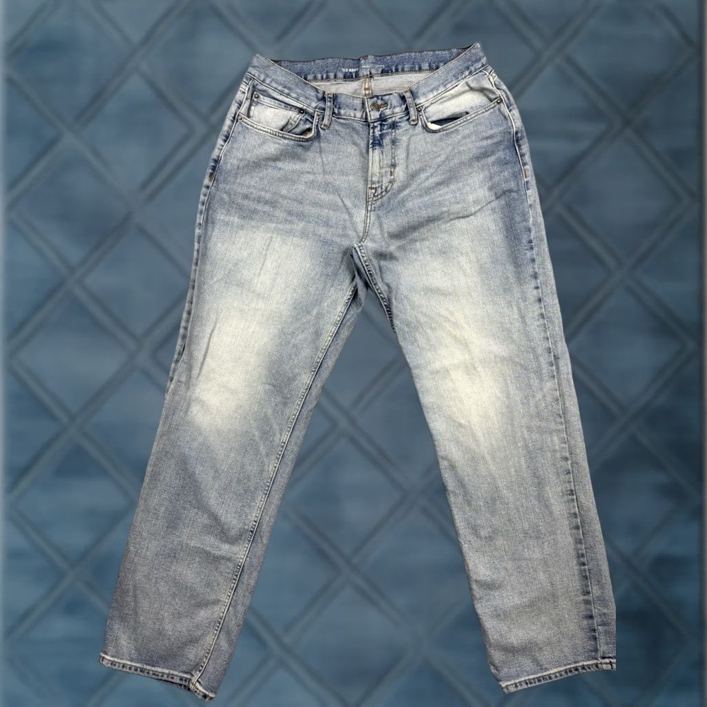 Old Navy Old Navy Mens Loose Fit Built-In Flex Straight Jeans Light Wash Denim 34x34 Blue Regular 5-Pocket Size US 34 / EU 50 - 1 Thumbnail
