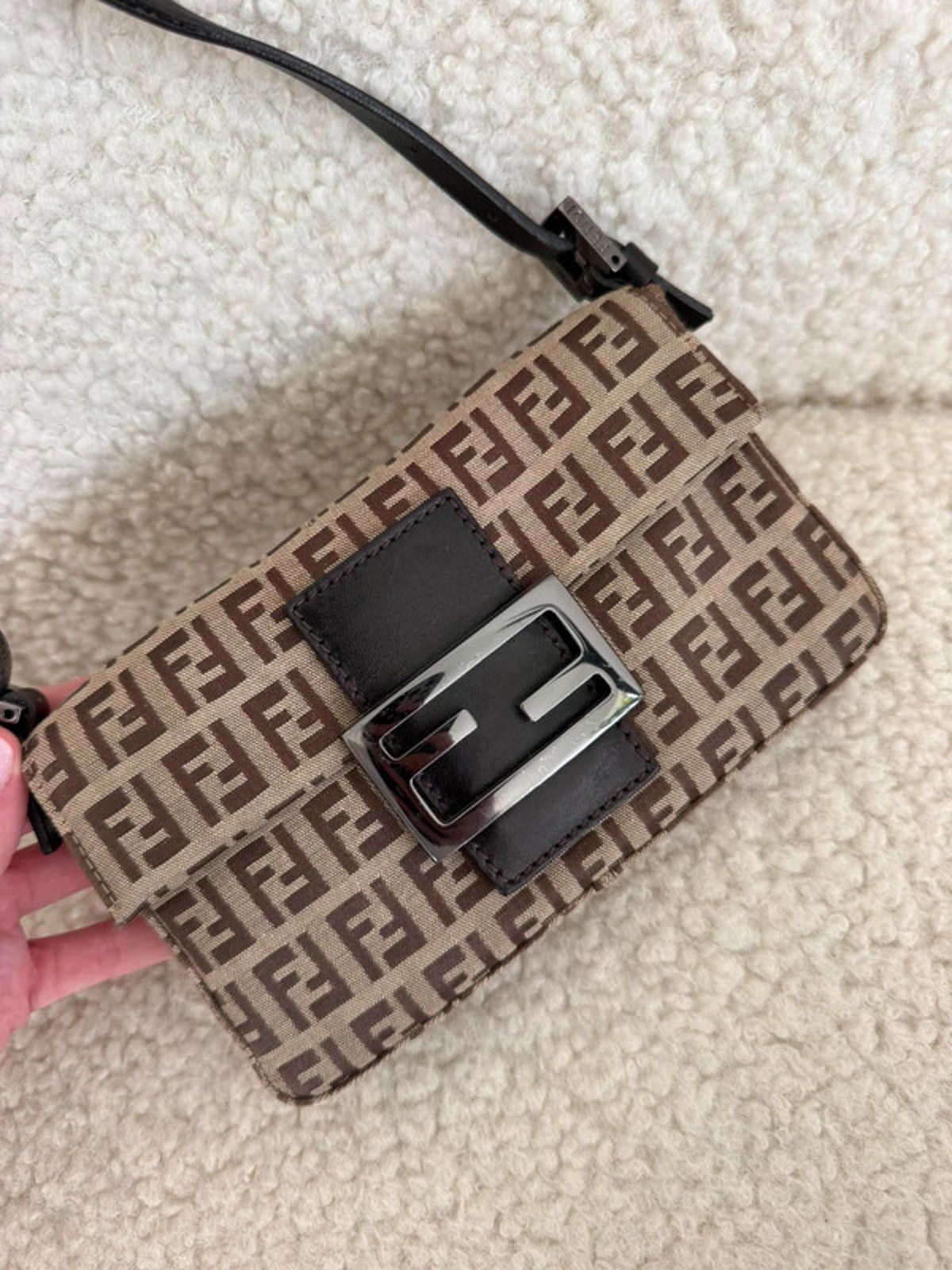 Fendi Fendi baguette mini shoulder bag Size ONE SIZE - 4 Thumbnail