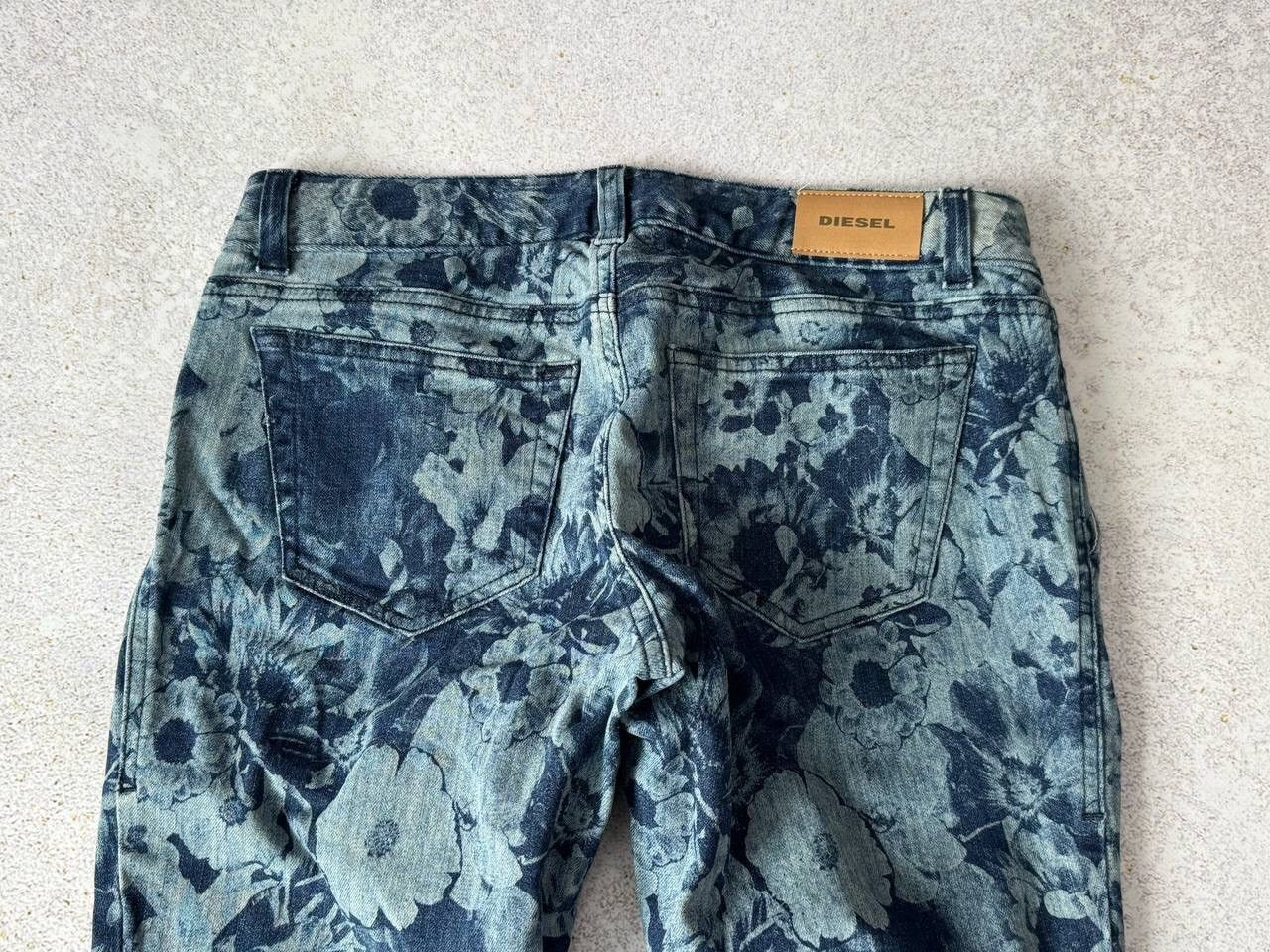 Diesel × Diesel Black Gold Vintage Diesel Denim Pants Flower Graphic Logo Y2K Rare Item Size US 28 / EU 44 - 2 Thumbnail