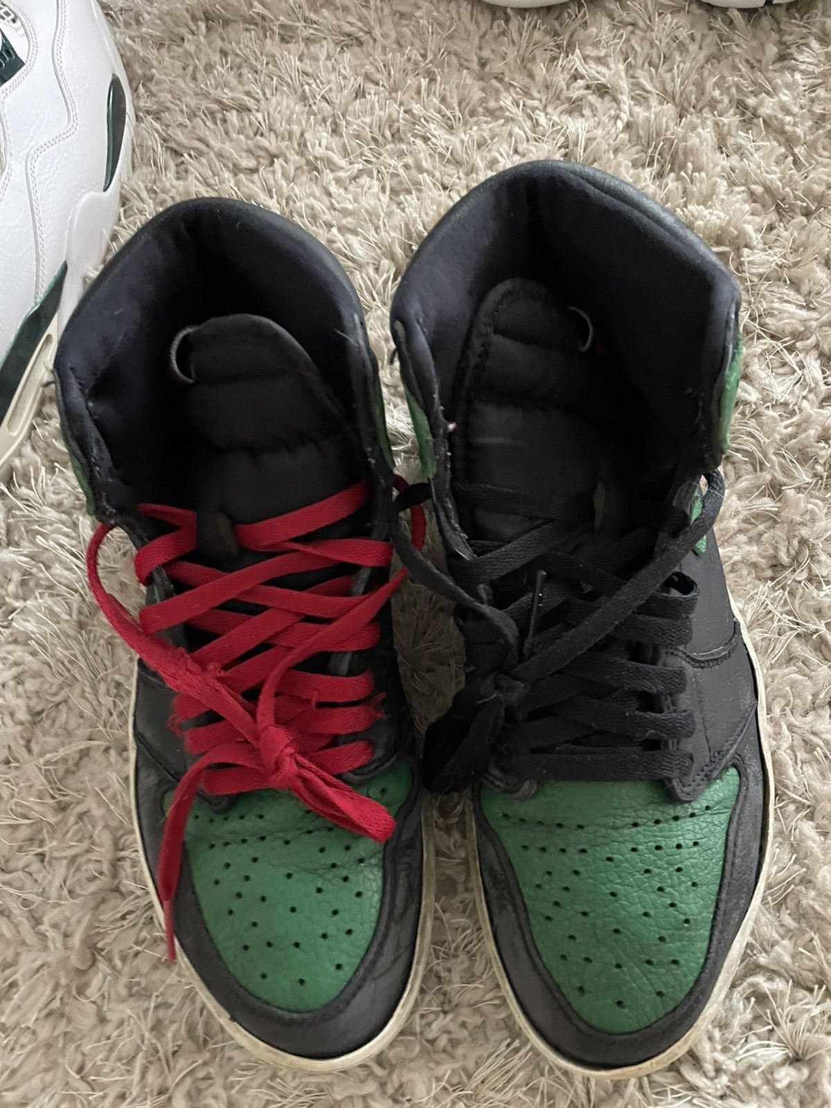 Jordan Brand Jordan 1 Pine Green 2.0 Size US 9 / EU 42 - 5 Thumbnail