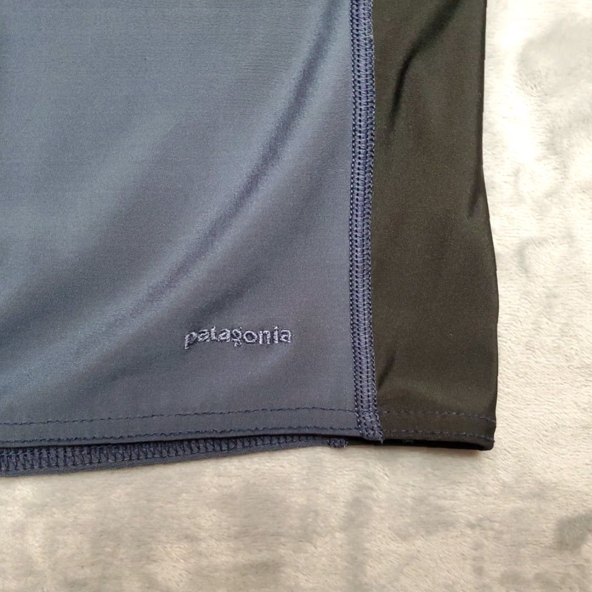 Patagonia VINTAGE Patagonia Shirt Mens L Blue Baselayer Pullover Performance Layer VTG Made in USA Ballpark: Cycling, Hiking, Skiing Mens Size US L / EU 52-54 / 3 - 3 Thumbnail