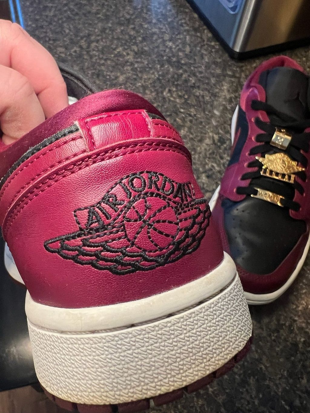 Nike Nike Air Jordan 1 Low SE Dark Beetroot Womans 10.5 Size US 10.5 / IT 40.5 - 9 Thumbnail