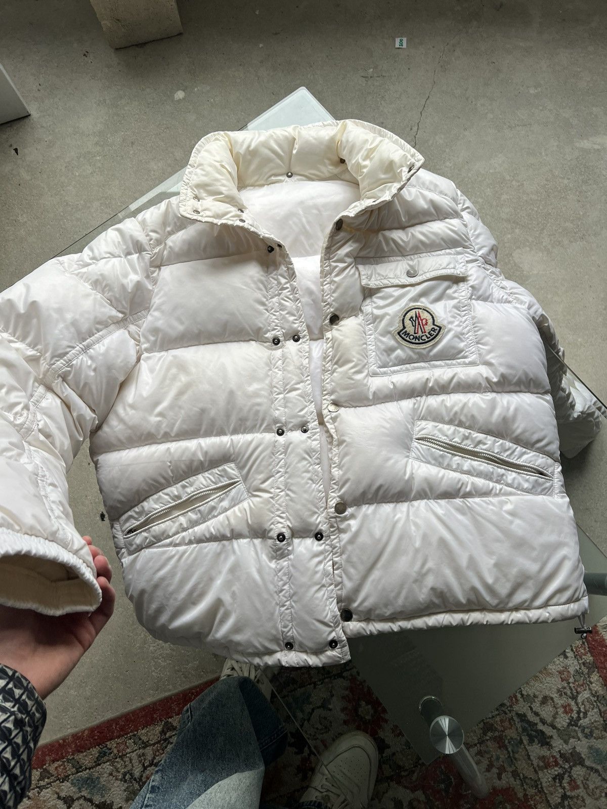 Moncler Vintage Moncler down jacket big patch logo white Size US XL / EU 56 / 4 - 6 Thumbnail