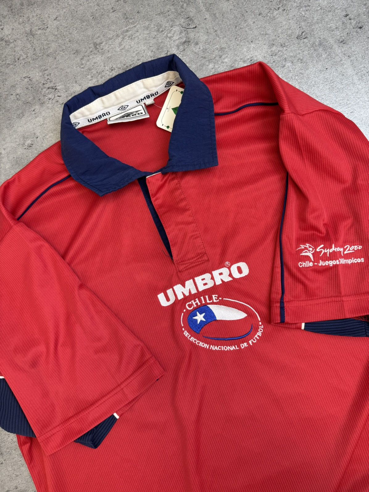 Umbro 2000-2001 Sydney Olympics RARE Chile Team Vintage Jersey Size US L / EU 52-54 / 3 - 6 Thumbnail