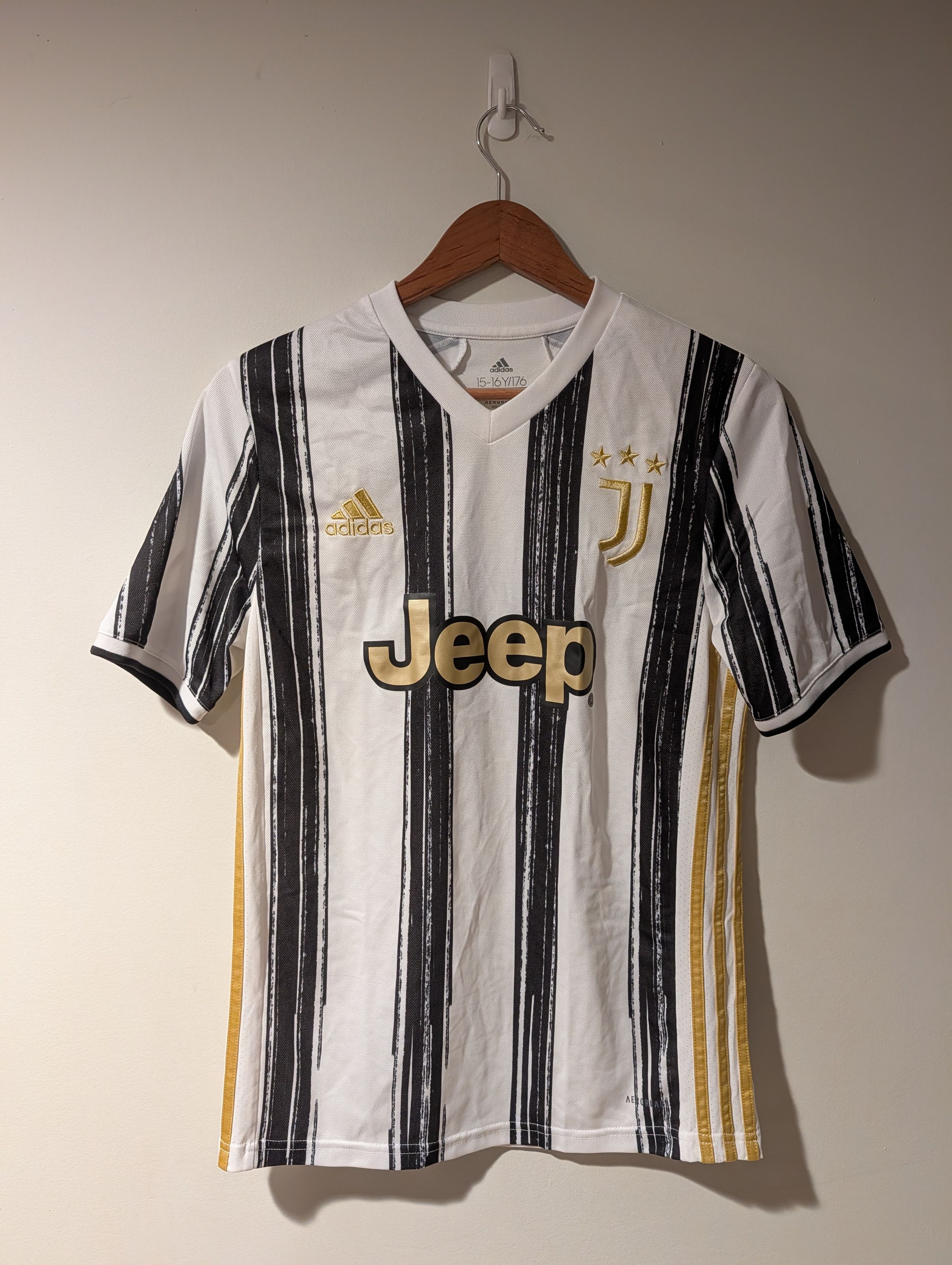 Adidas Adidas Juventus Juve Soccer Jersey Gold Striped Jeep Men’s S Size US S / EU 44-46 / 1 - 1 Thumbnail