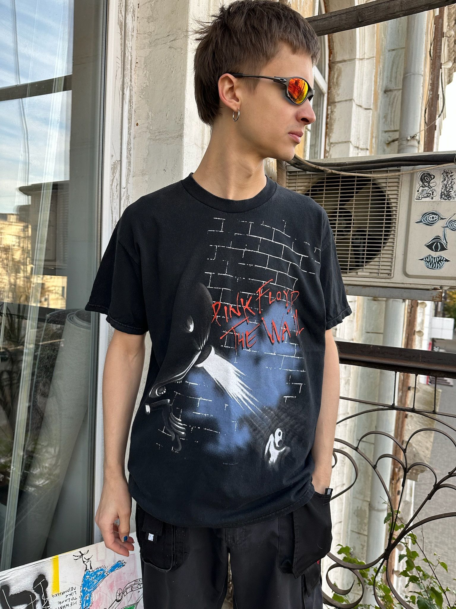 Band Tees Vintage Pink Floyd the wall tee band tshirt Size US L / EU 52-54 / 3 - 2 Thumbnail
