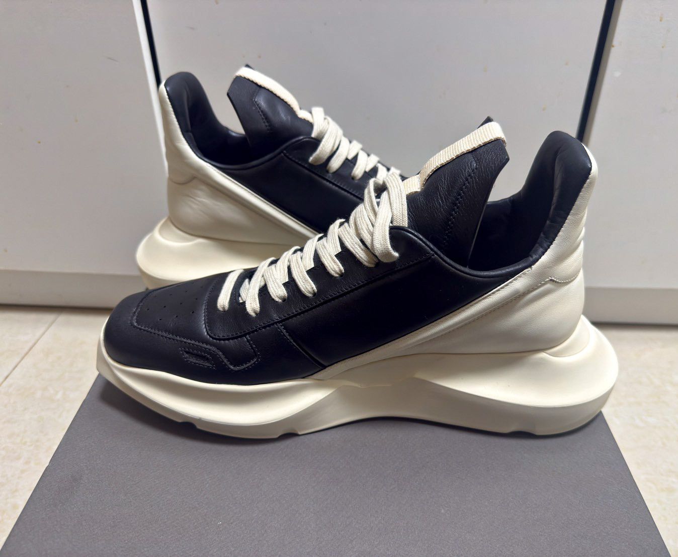 Rick Owens Rick Owens GETH Runner Size US 11 / EU 44 - 2 Thumbnail