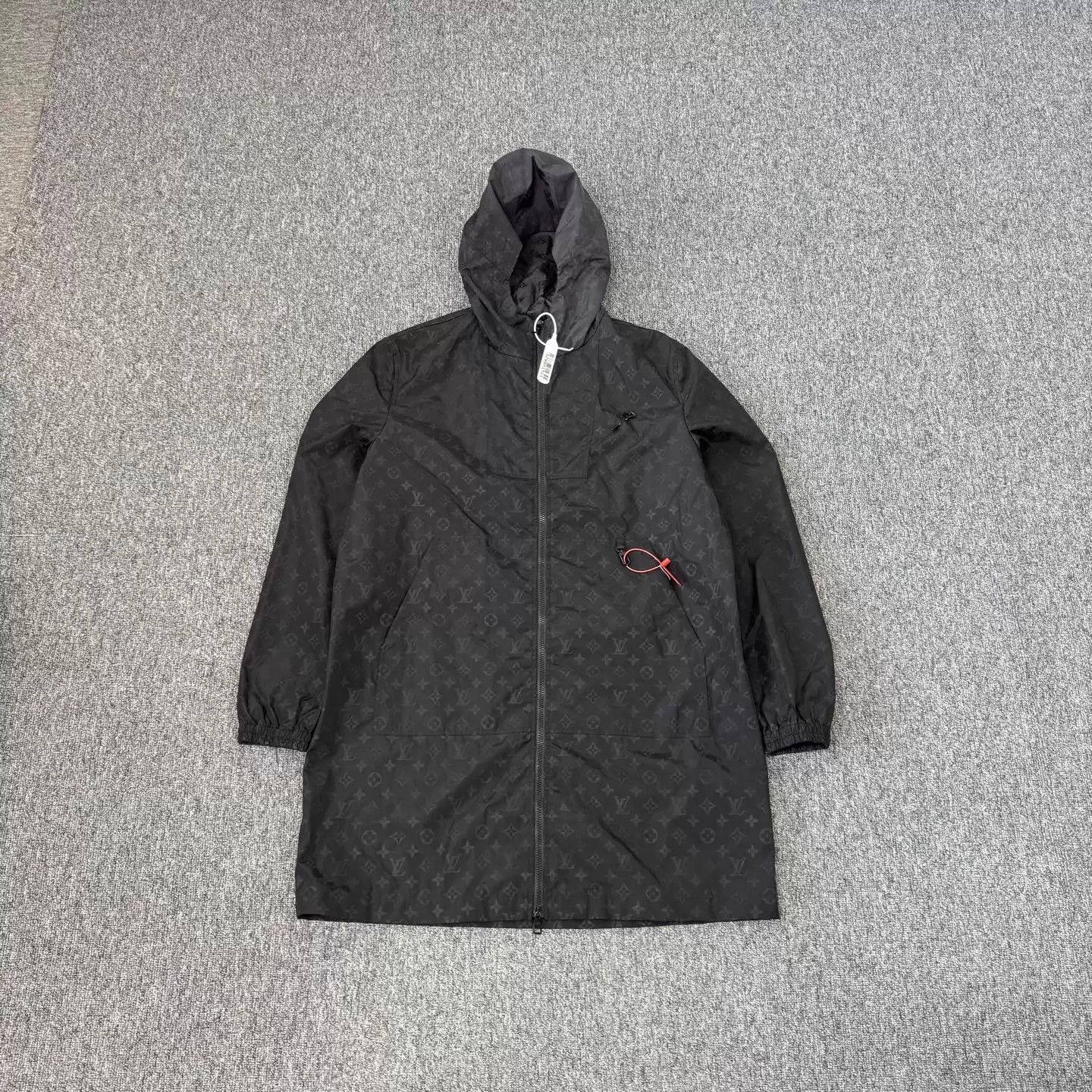 Louis Vuitton Louis Vuitton FW22 Long Zip Hooded Shell Jacket 50 (99N) Size US M / EU 48-50 / 2 - 1 Thumbnail