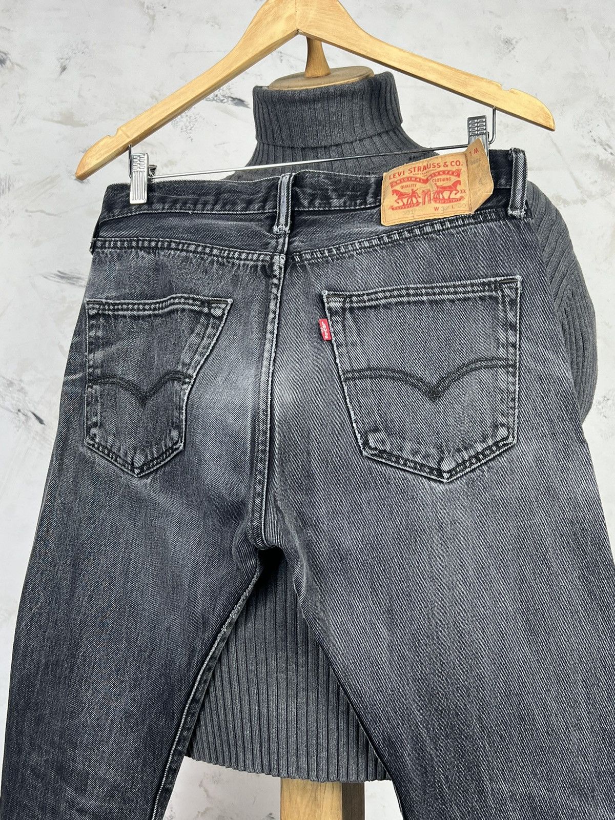 Levi's Vintage Levi’s 501 Jeans Size 32 - 30 Size US 32 / EU 48 - 10 Thumbnail