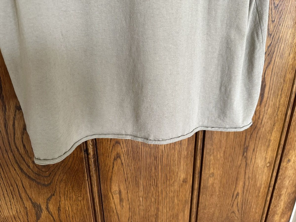 Saint Laurent Paris $550 Saint Laurent Rive Gauche logo t shirt olive khaki M Size US M / EU 48-50 / 2 - 14 Thumbnail