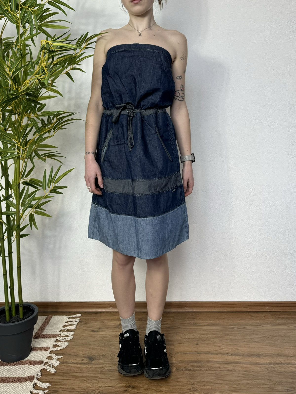 Diesel VINTAGE DIESEL DENIM OFF SHOULDERS PATCHWORK MIDI DRESS Size S / US 4 / IT 40 - 2 Thumbnail