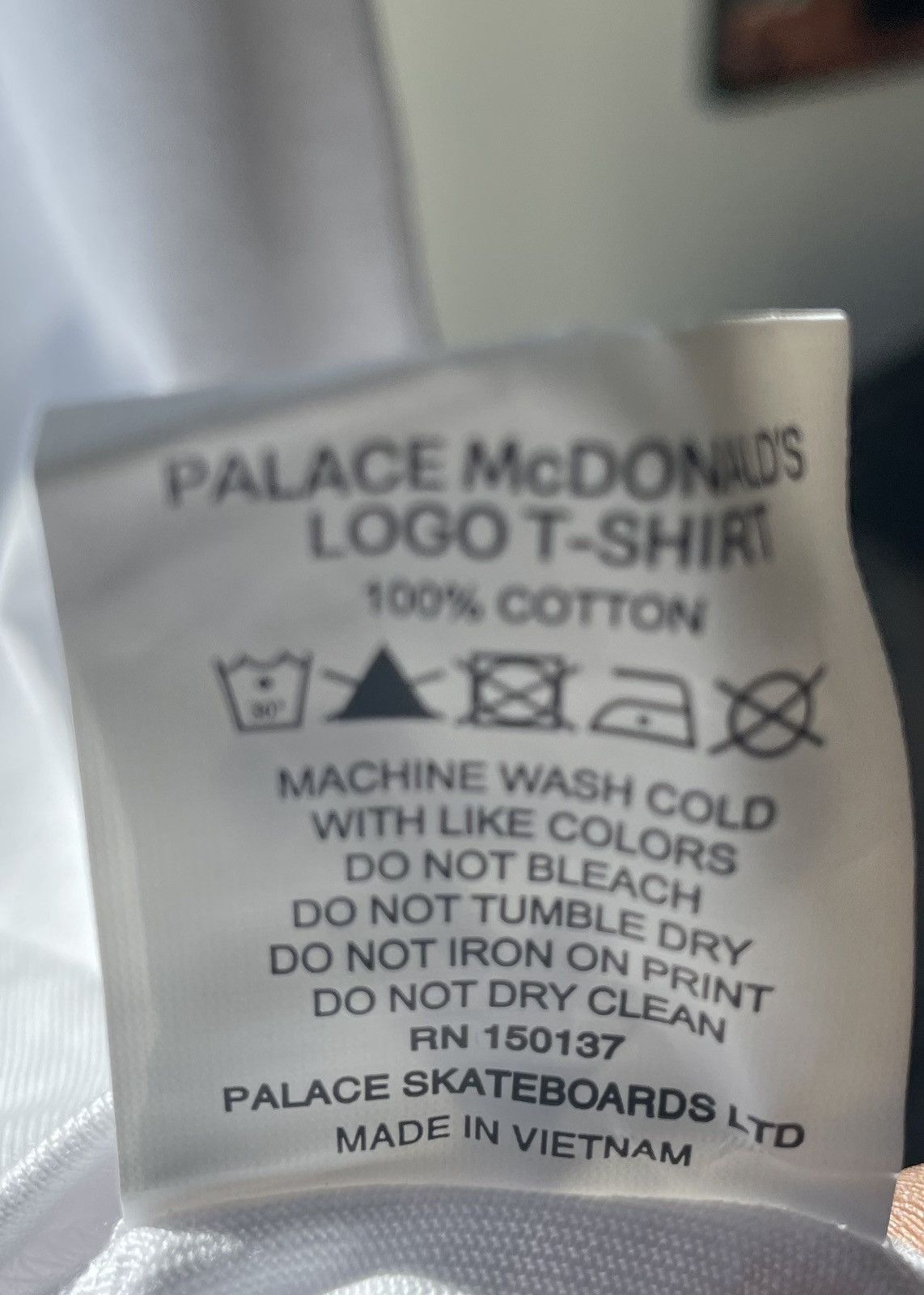 Palace Palace x McDonald's Logo T-shirt Size US L / EU 52-54 / 3 - 6 Thumbnail