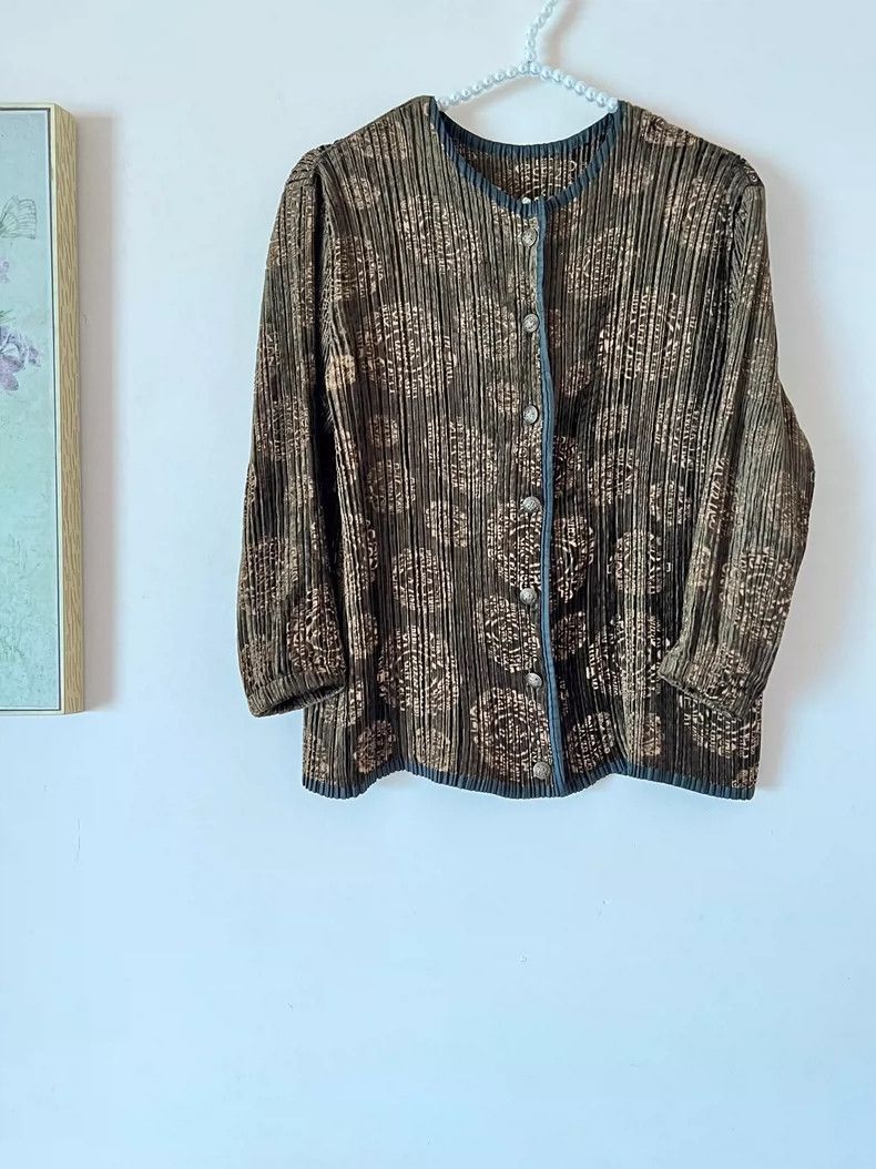 Issey Miyake Issey Miyake Mandala dragon-patterned and buttoned plush c Size M / US 6-8 / IT 42-44 - 3 Thumbnail