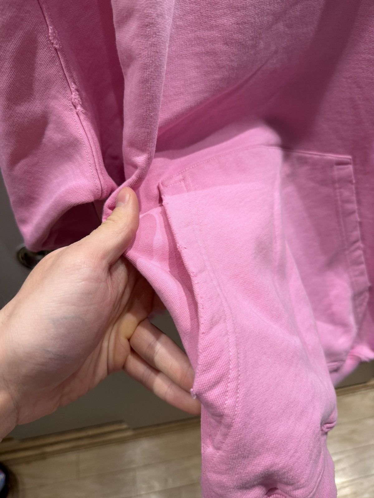 Balenciaga Balenciaga Destroyed Logo Print Hoodie Large Fit Pink XS Size US L / EU 52-54 / 3 - 10 Thumbnail