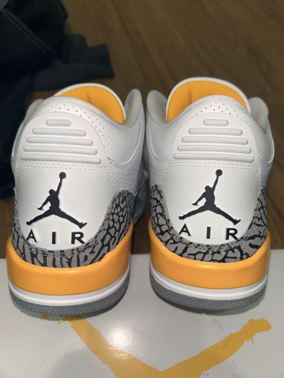 Jordan Brand Jordan 3 Laser orange womens size 8 or size 6.5mens Size US 8 / IT 38 - 7 Thumbnail