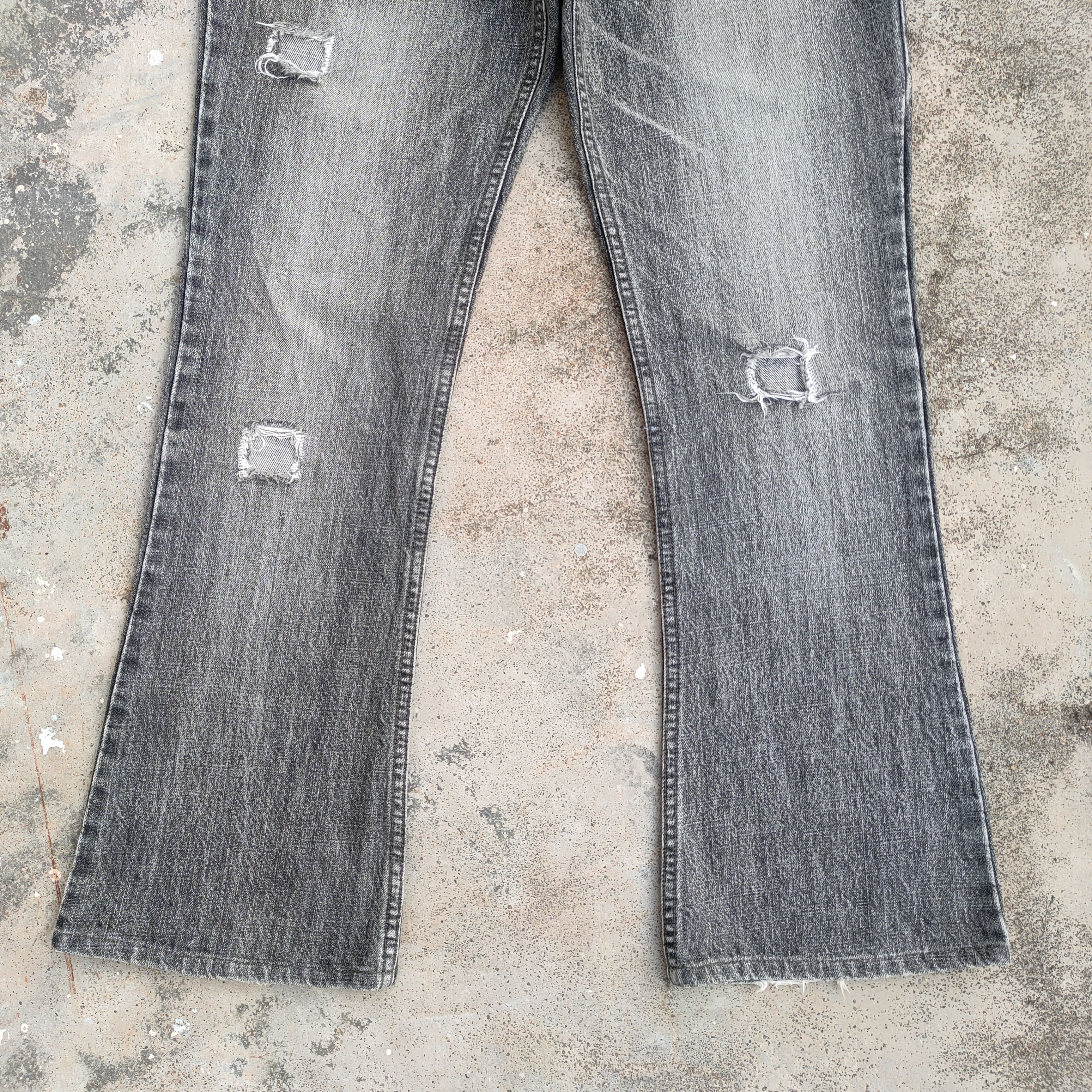 Japanese Brand VINTAGE AGELESS BLACK FLARE RIPPED JEANS DENIM PANTS Size US 31 - 3 Thumbnail
