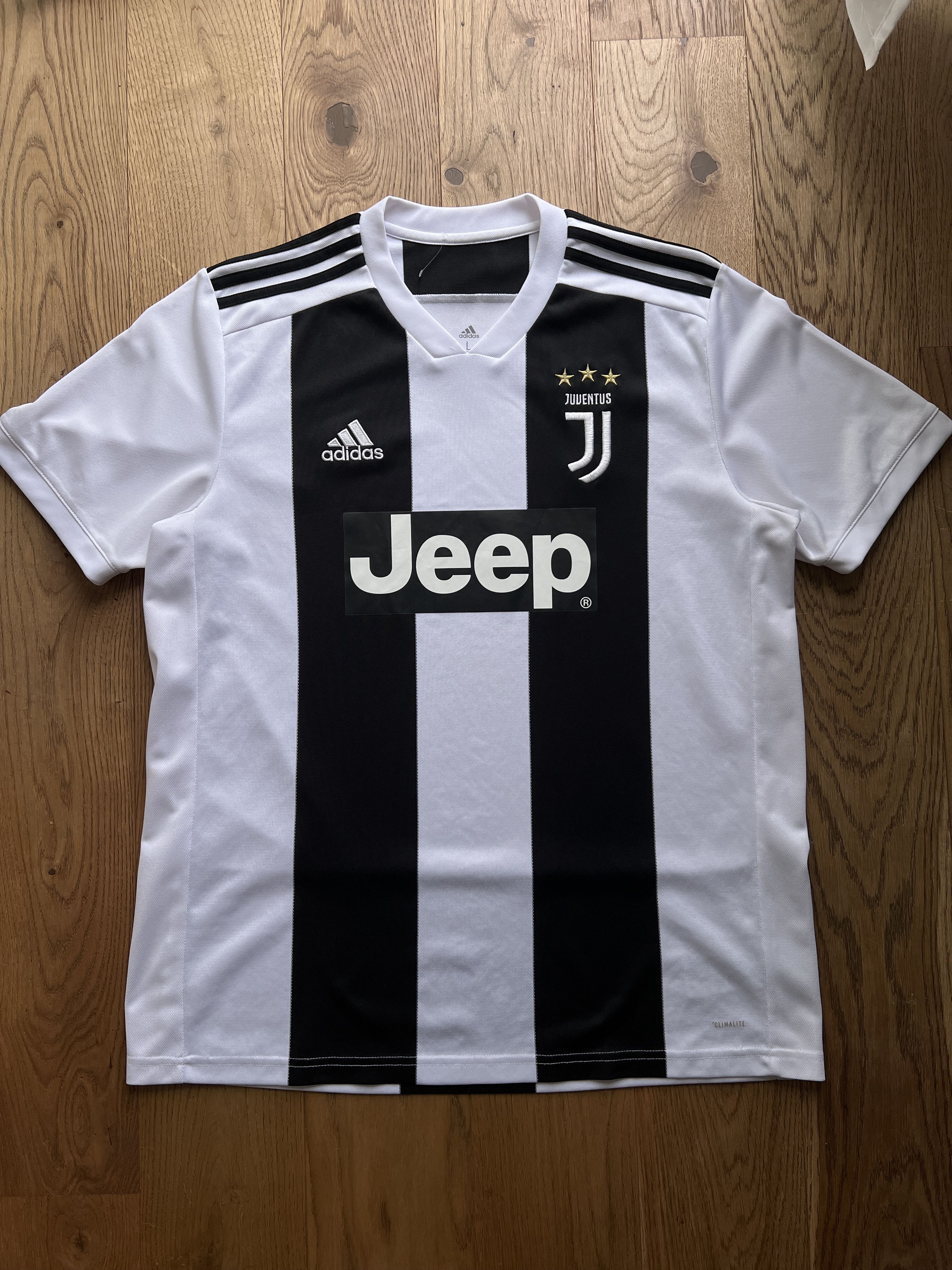 Adidas FC Juventus 2018 home striped football jersey kit tee