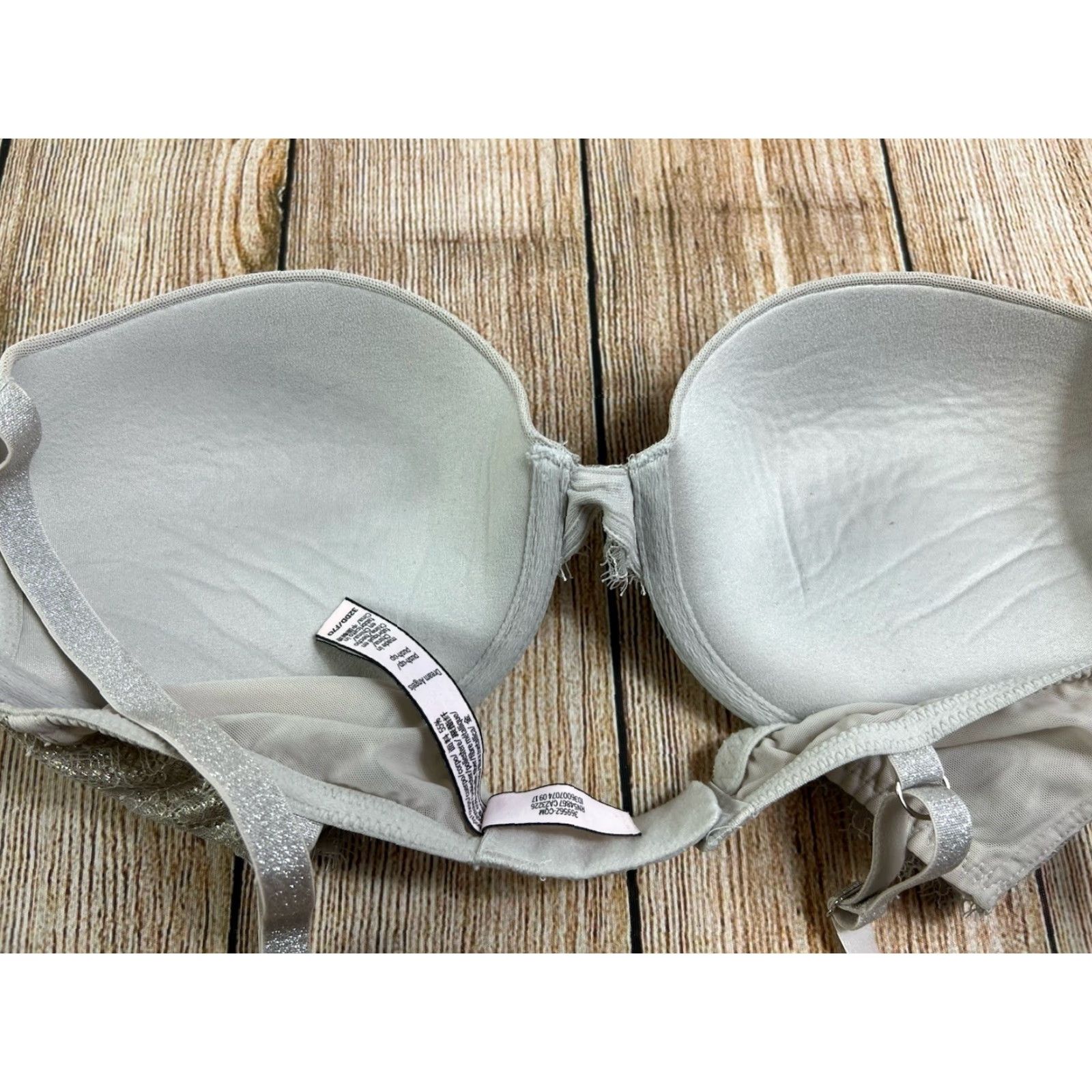 Victoria's Secret Victoria’s Secret Dream Angels Bra Push Up 32DD Underwired Cream Solid Women DD Underwire Vestigo? Size ONE SIZE - 6 Thumbnail