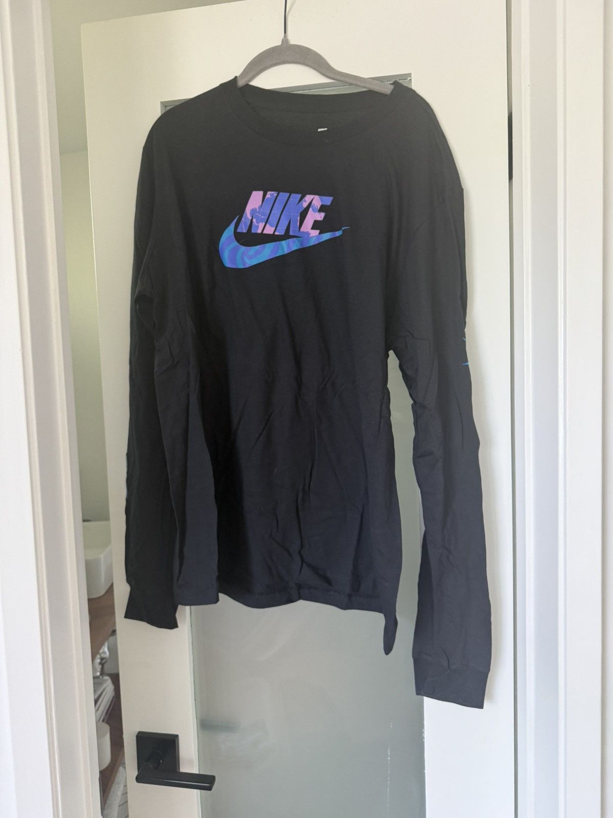 Nike Nike long sleeved tee Size US L / EU 52-54 / 3 - 1 Thumbnail
