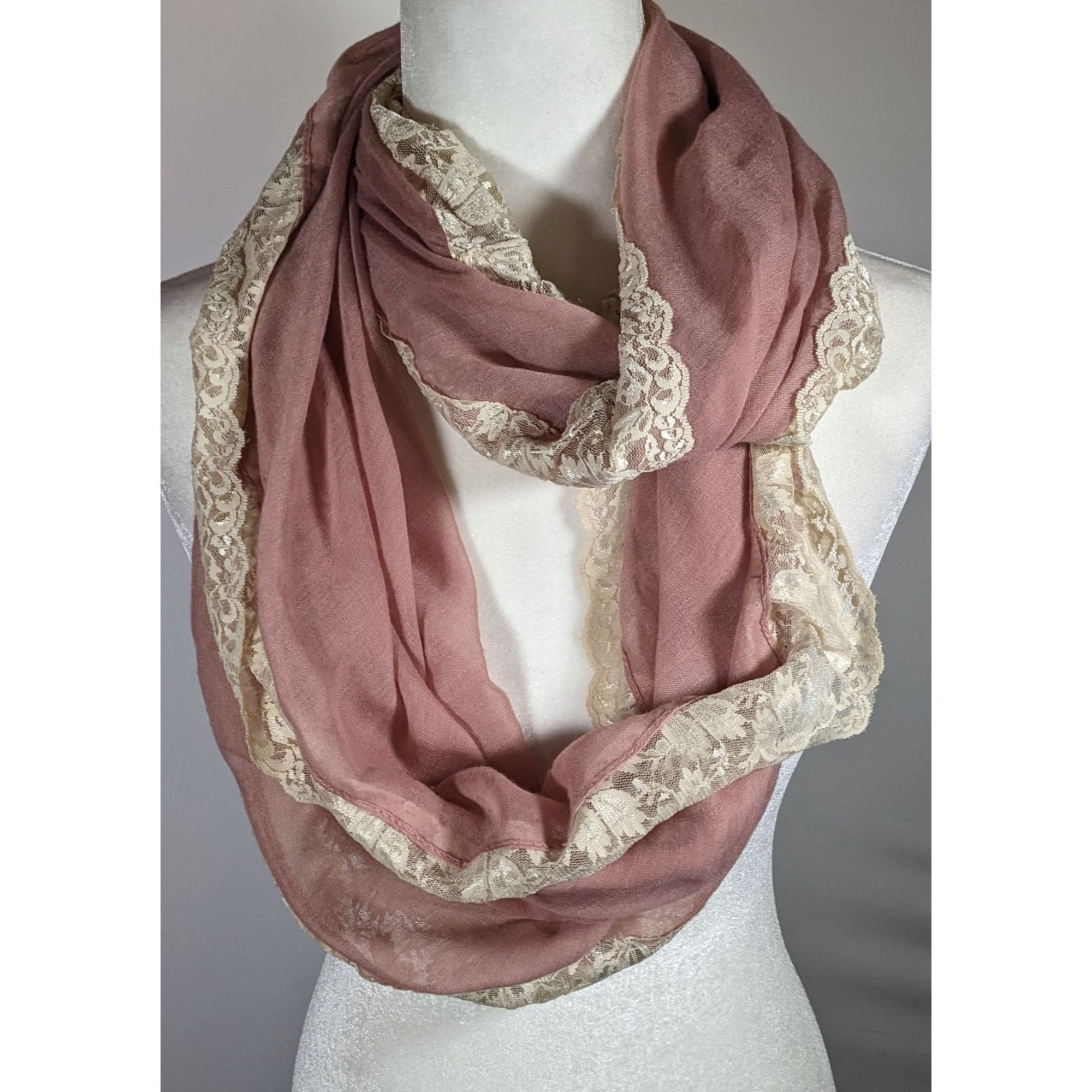 BP. BP Coquette Victorian Rose Pink Infinity Scarf With Cream Fl Size ONE SIZE - 5 Thumbnail