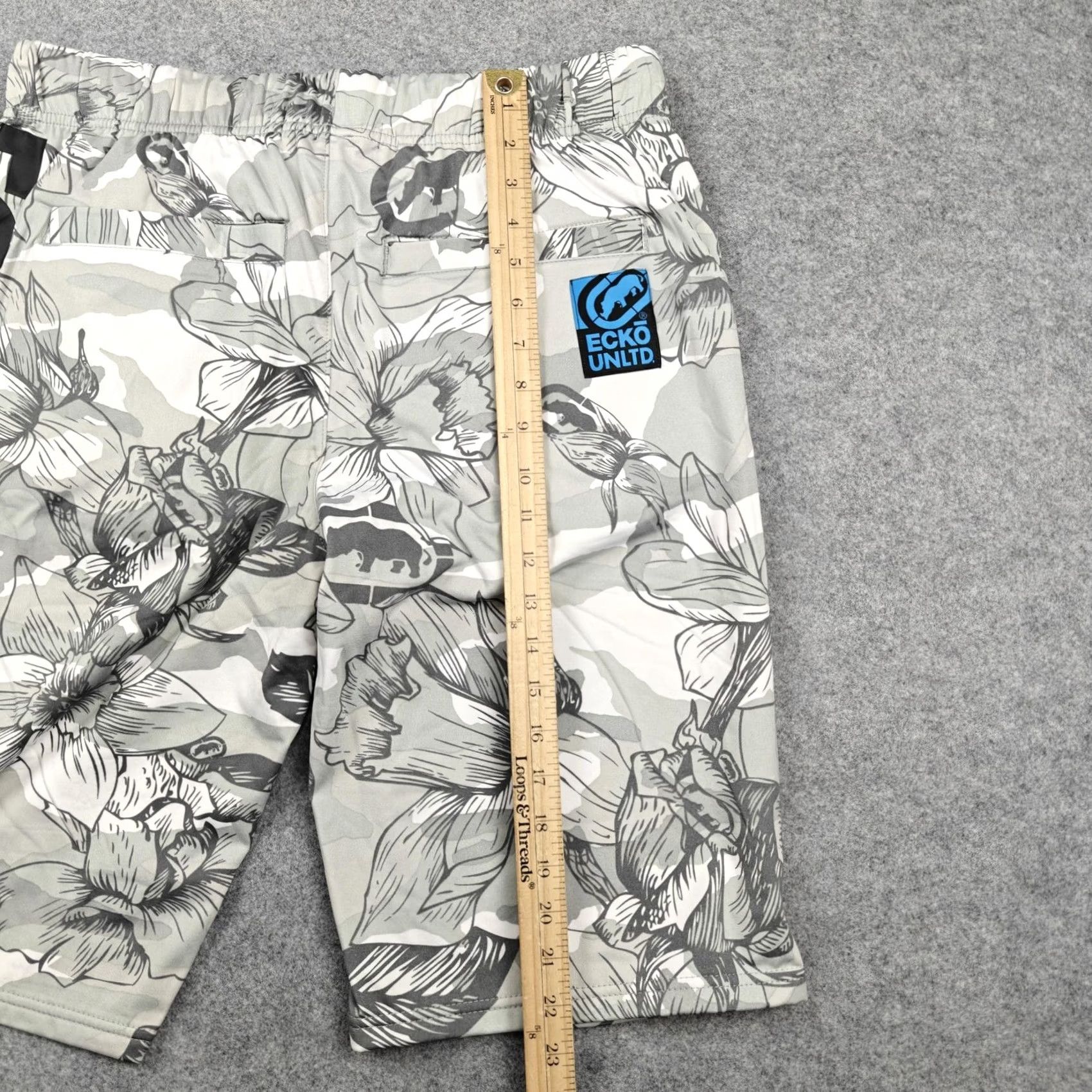 Ecko Unltd. Ecko Unltd Shorts Mens Medium White Floral Drawstring Logo Bermuda Summer Size US 31 - 7 Thumbnail