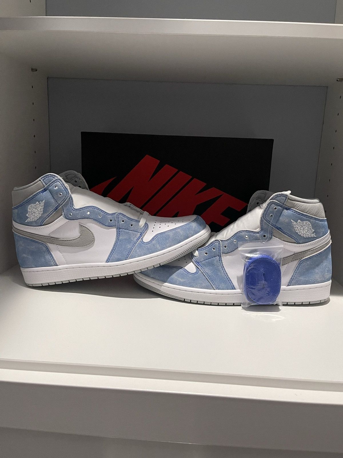 Jordan Brand Jordan 1 Hyper Royal Smoke Grey Size US 13 / EU 46 - 5 Thumbnail