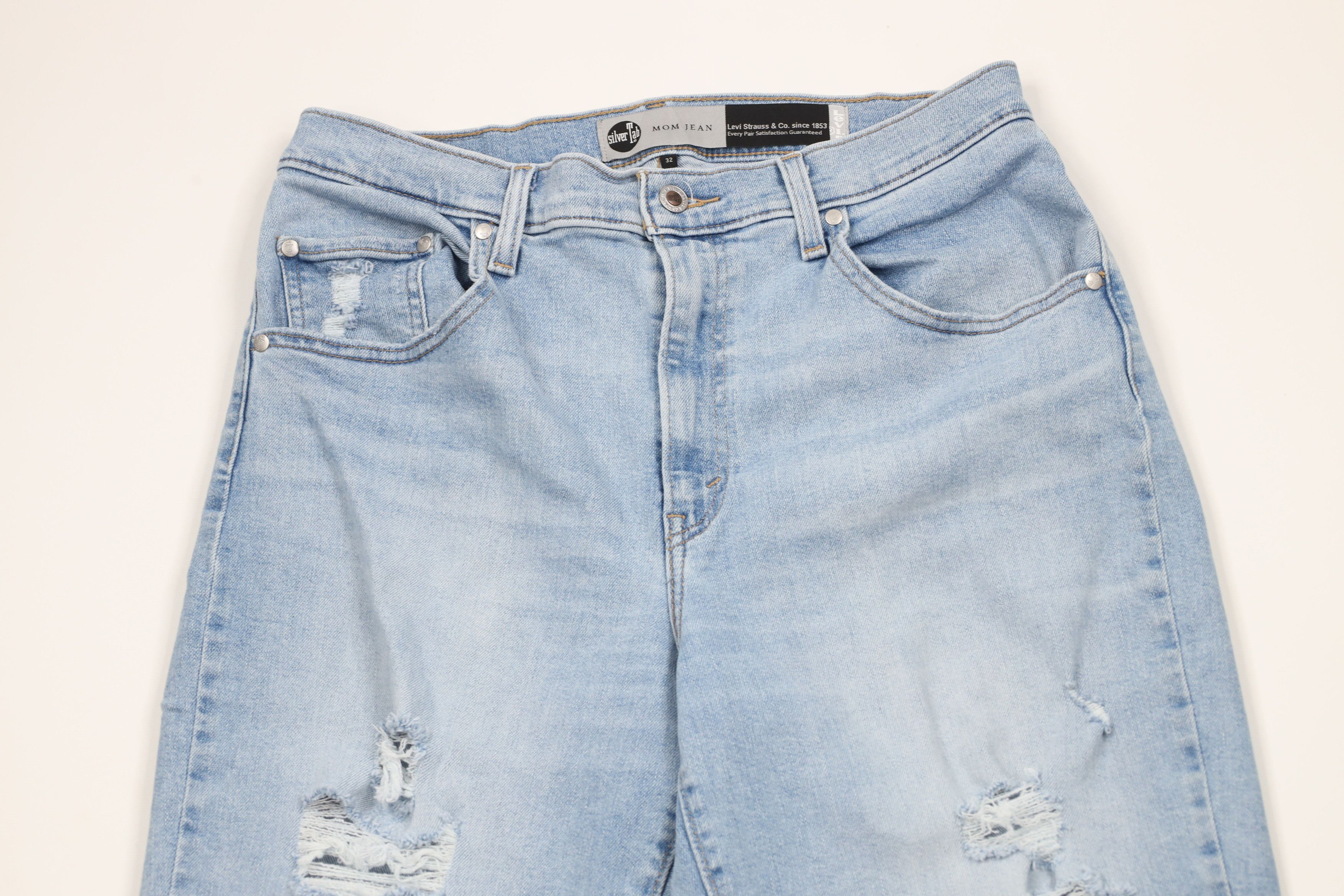 Levi's × Vintage Vintage Y2K Levis SilverTab Tapered Leg Mom Jeans Blue Size 32" / US 10 / IT 46 - 2 Thumbnail