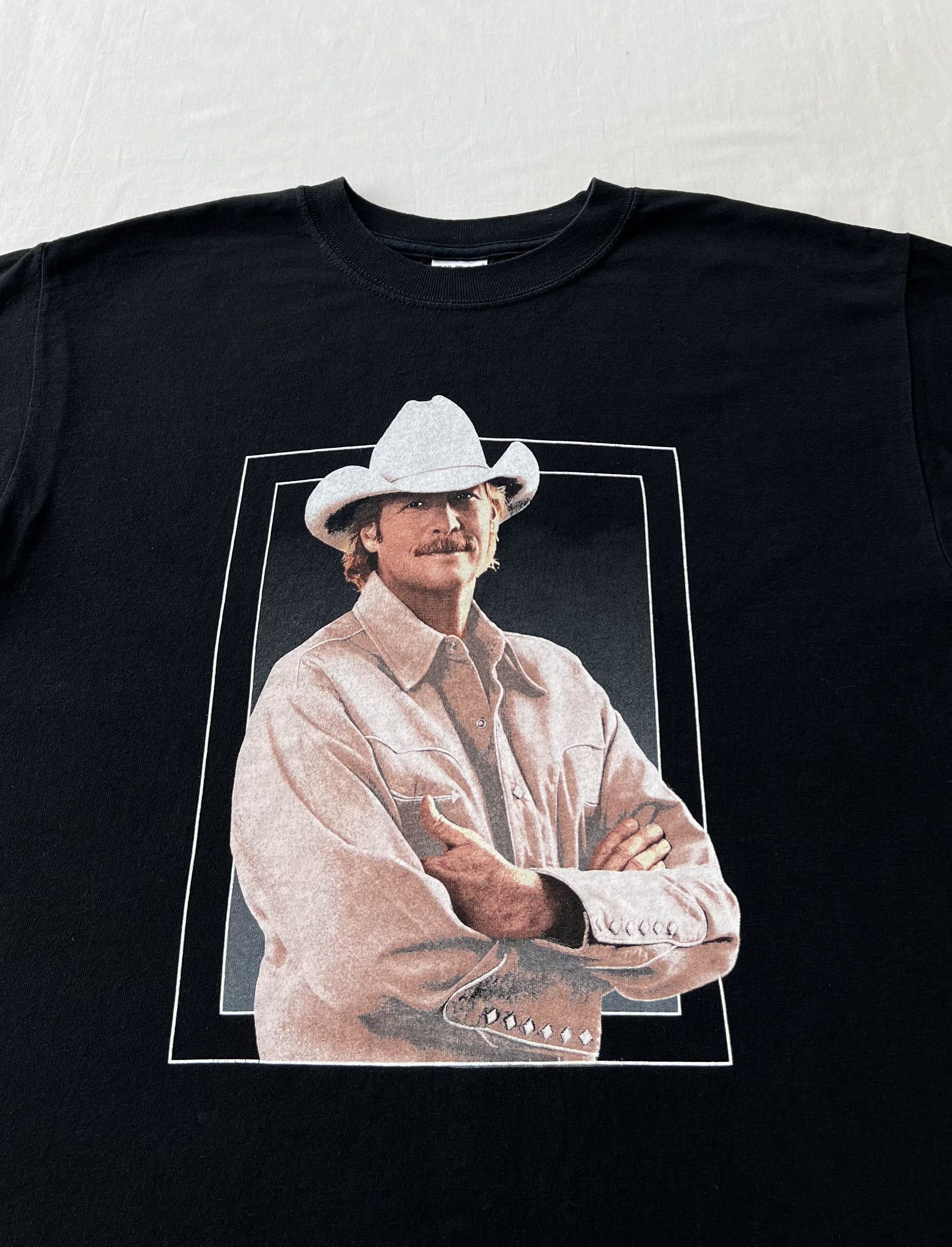 Band Tees Vintage 2000s Alan Jackson Singer Black T-shirt Size US M / EU 48-50 / 2 - 4 Thumbnail