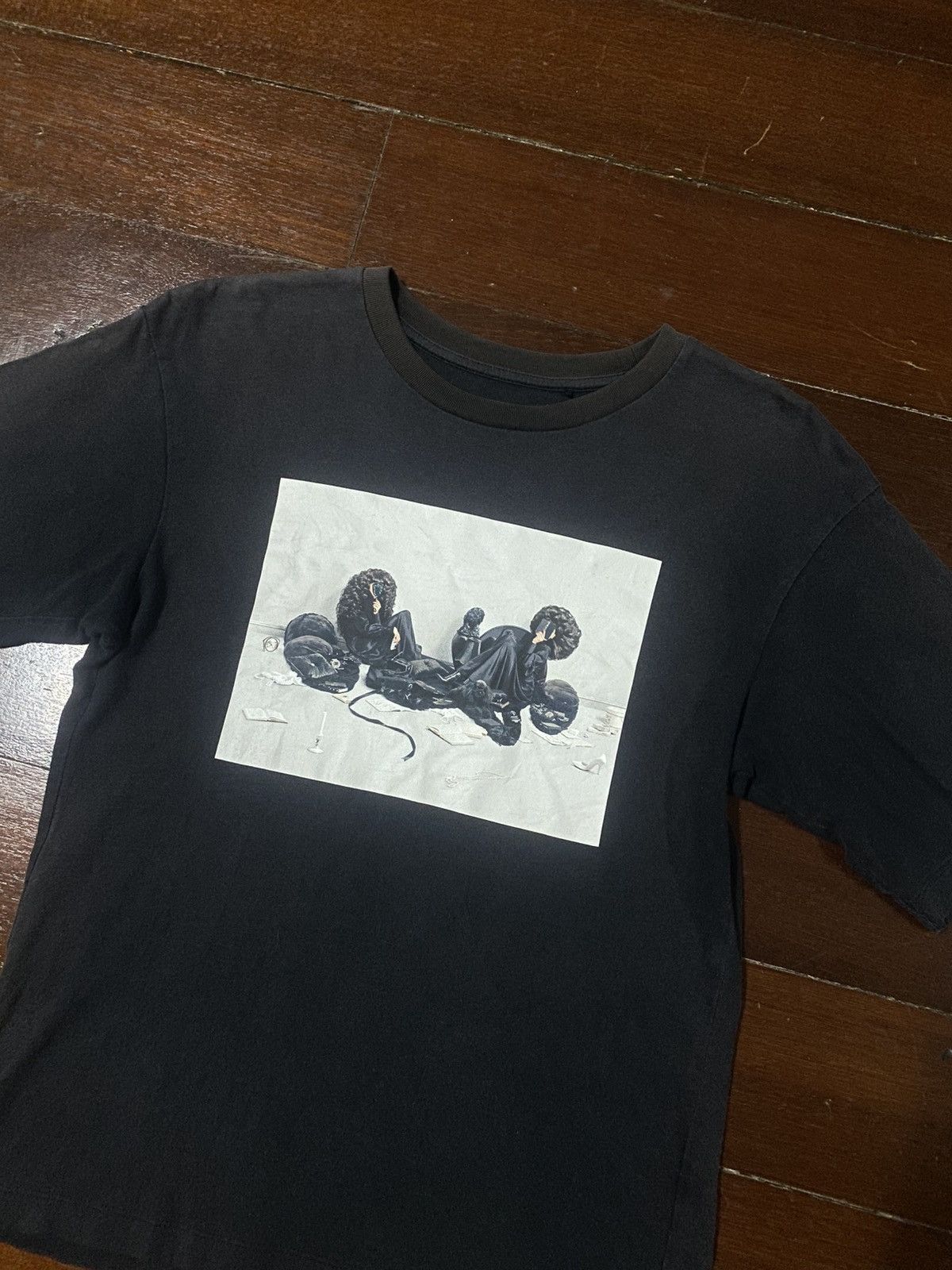 Disney Mickey Mouse Yuni Yoshida Disney Art Uniqlo tee sun faded Size US S / EU 44-46 / 1 - 3 Thumbnail