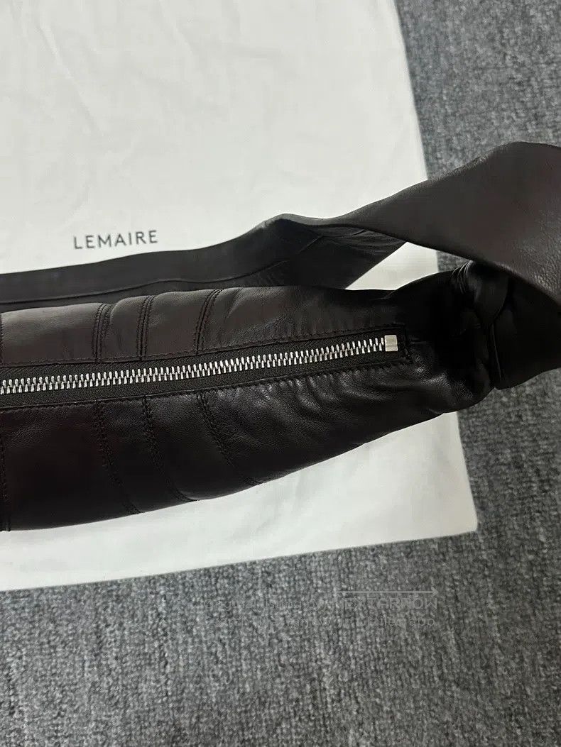 Lemaire LEMAIRE Small Dark Chocolate Lamb Leather Horn Bag Size ONE SIZE - 5 Thumbnail