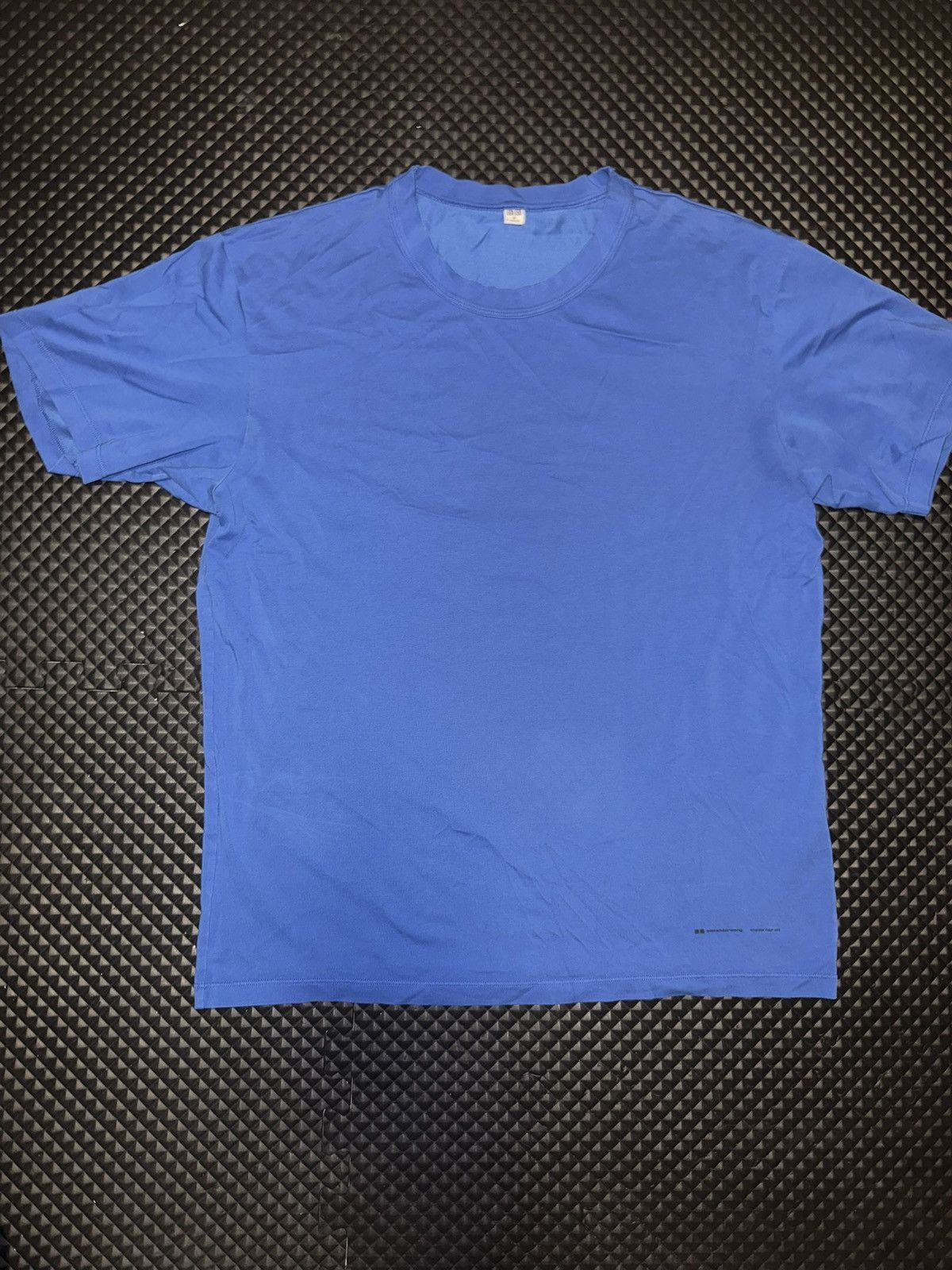 Alexander Wang × Uniqlo alexander wang x uniqlo airism tee blue Size US M / EU 48-50 / 2 - 1 Thumbnail
