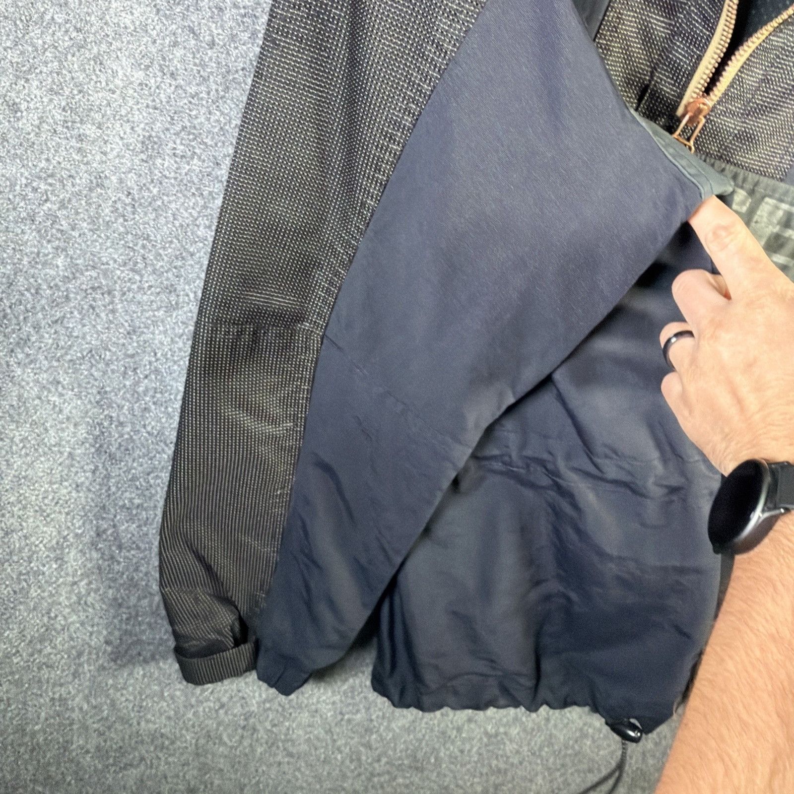 Tommy Hilfiger Vintage Tommy Hilfiger Jacket XL 90s Black Retro Gorpcore Size US XL / EU 56 / 4 - 6 Thumbnail