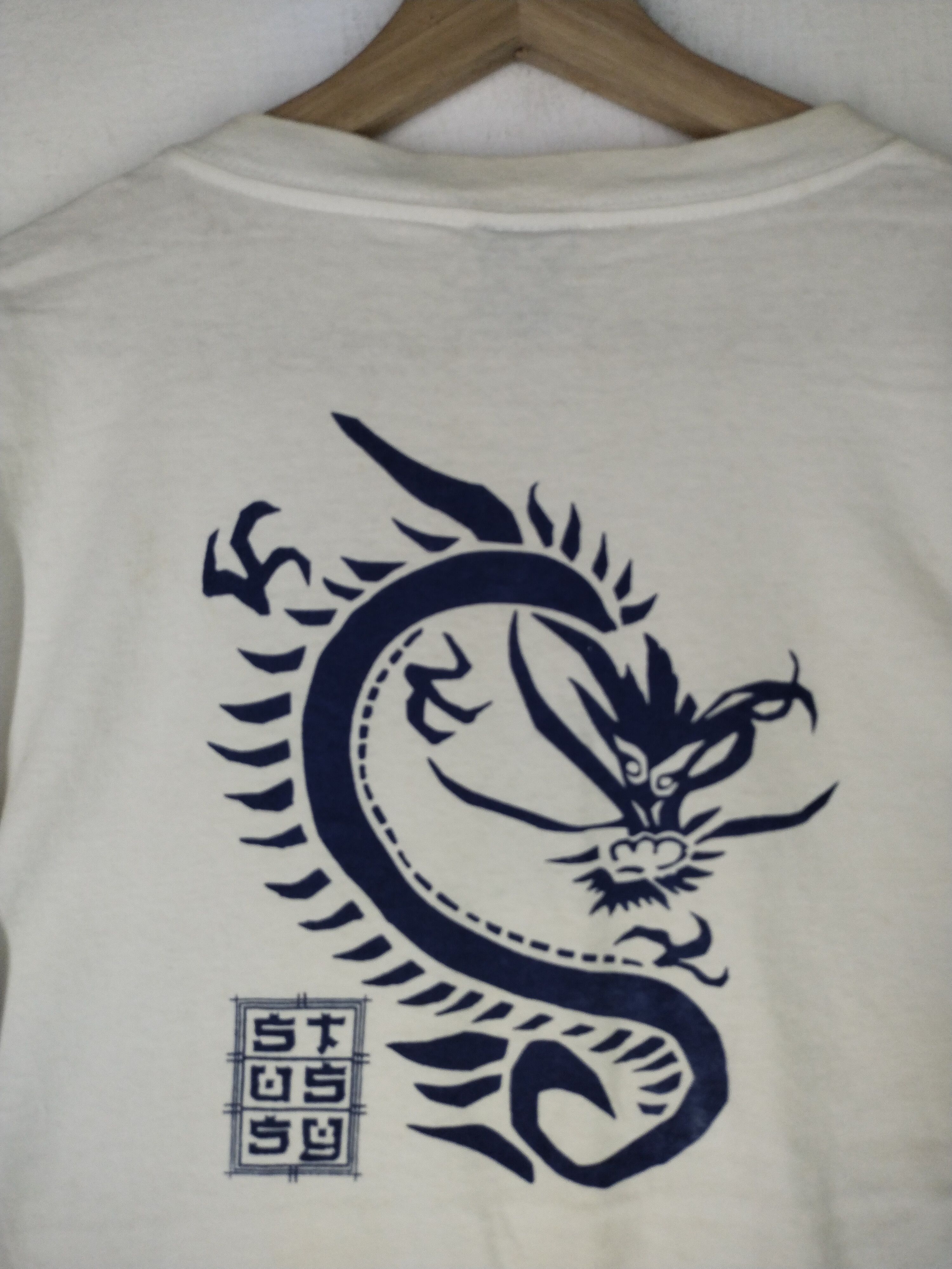 Stussy × Vintage Rare Vintage 90's Stussy Dragon White Shirt Tee Size US M / EU 48-50 / 2 - 8 Thumbnail