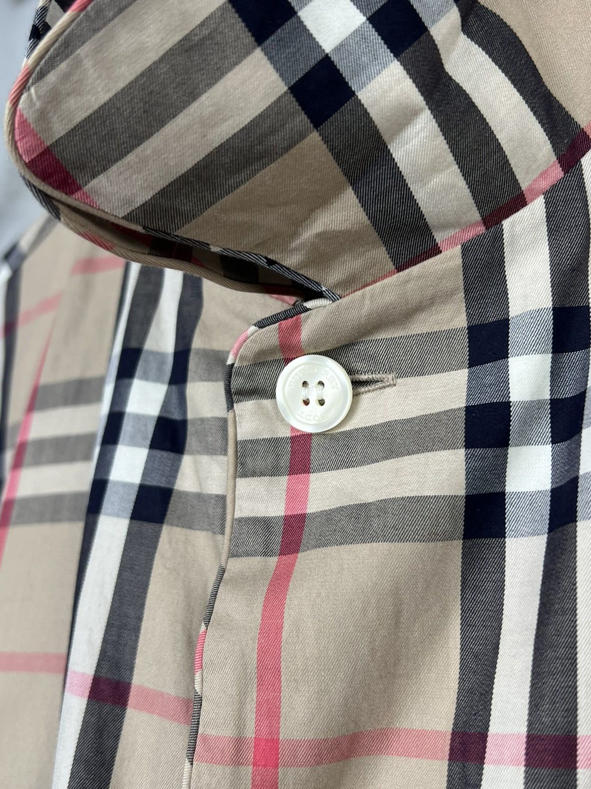 Burberry Burberry Body Nova Check Button Up Shirt Size XL Size US XL / EU 56 / 4 - 8 Thumbnail