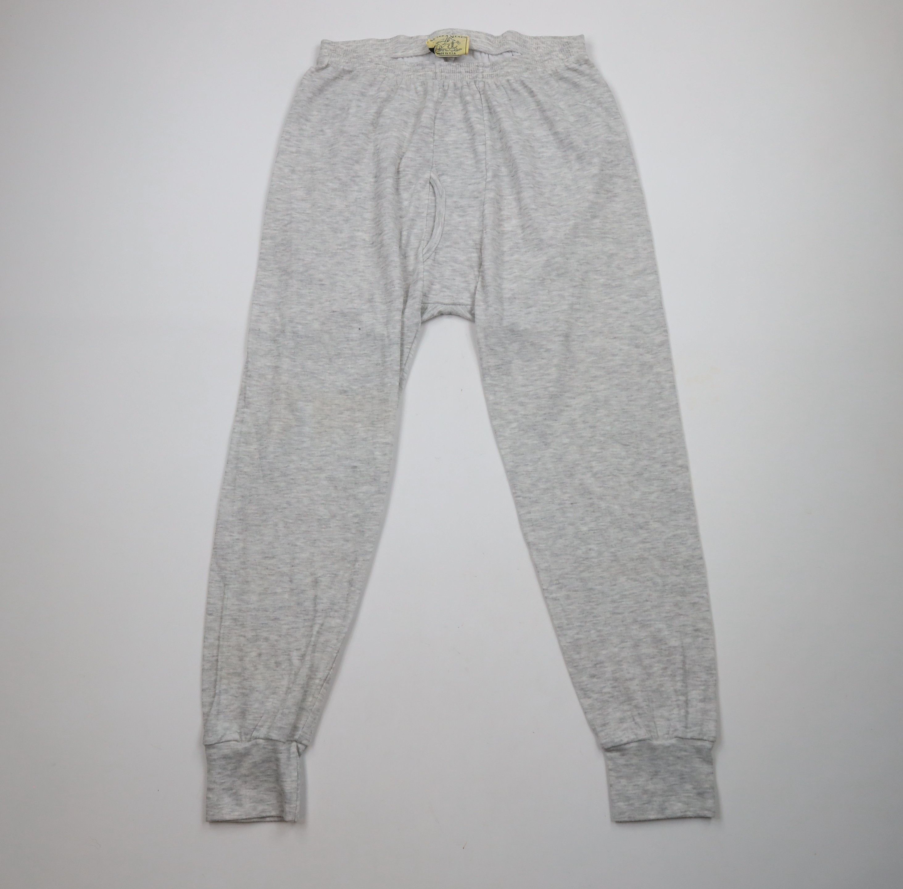 Vintage Vintage 90s Streetwear Thermal Knit Cuffed Joggers Pants USA Size US 38 / EU 54 - 1 Thumbnail