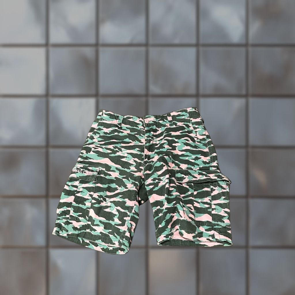 Billionaire Boys Club Billionaire Boys Club Cargo Shorts Camo 32 Men Multicolor Colorful Cargo Cotton Denim Regular Fade Used Size US 32 / EU 48 - 1 Thumbnail