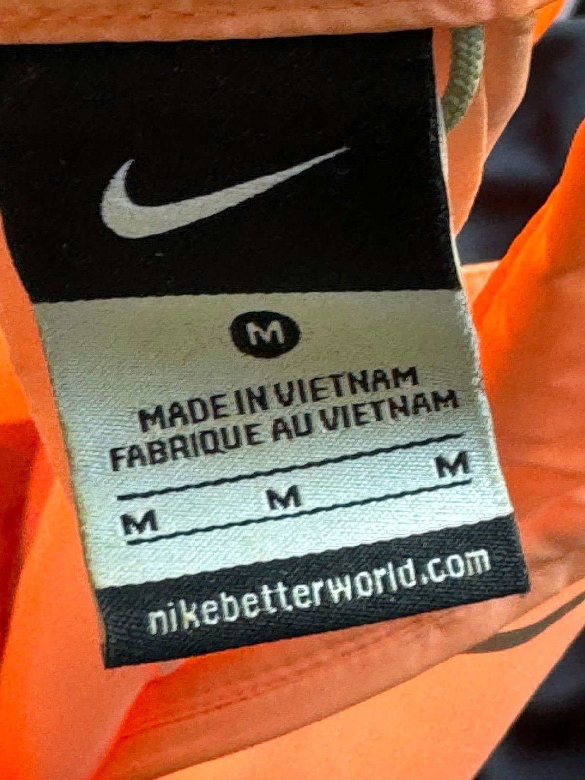 Nike Nike vest Size M / US 6-8 / IT 42-44 - 2 Thumbnail